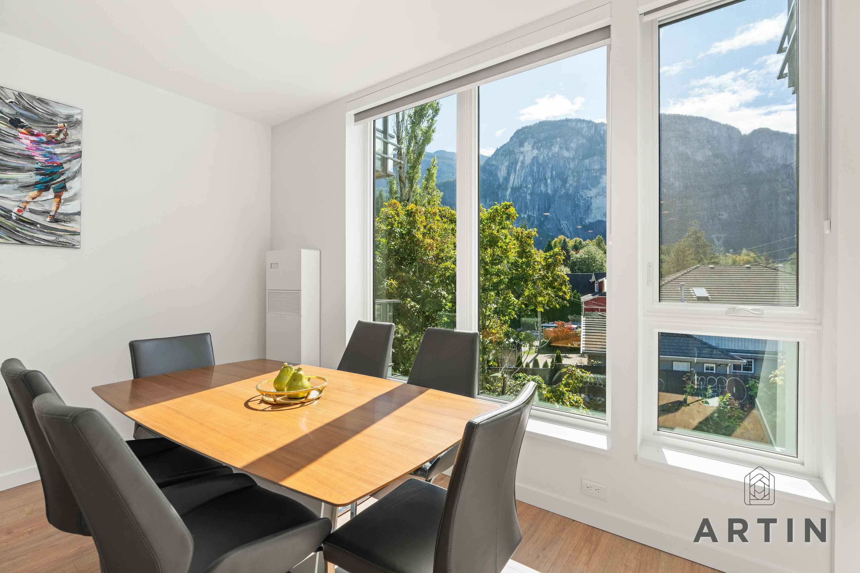 402 - 1500 Scott Crescent, Squamish, V8B 1G5 — photo 4