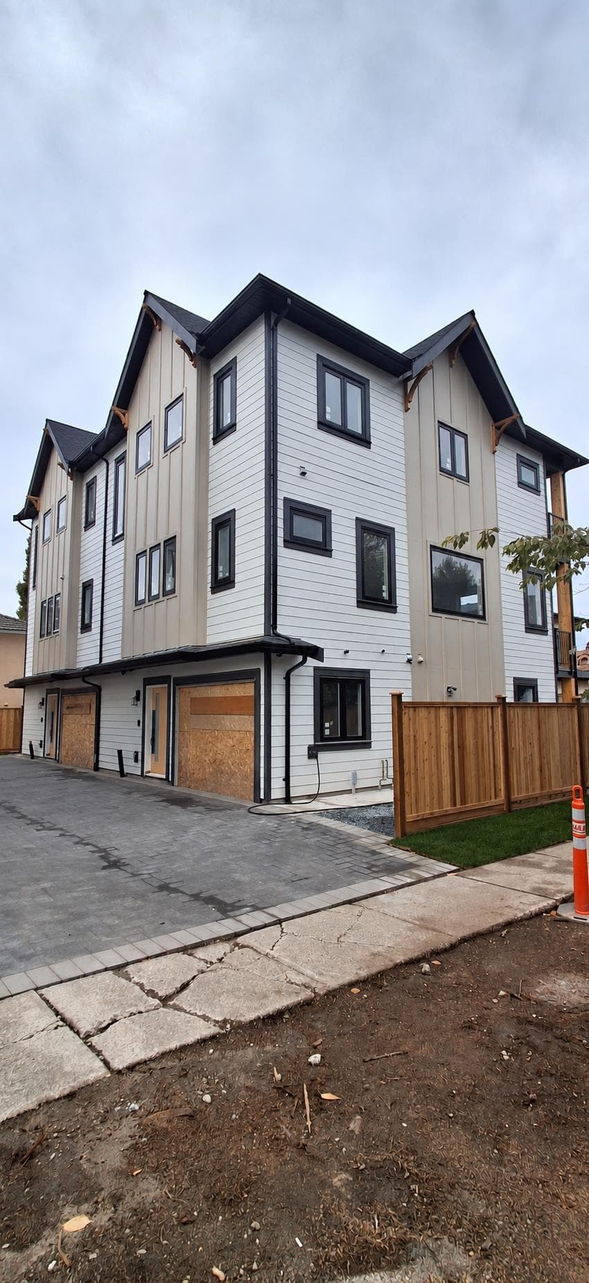 1 - 7087 Mary Avenue, Burnaby, V5E 3K1 — photo 1