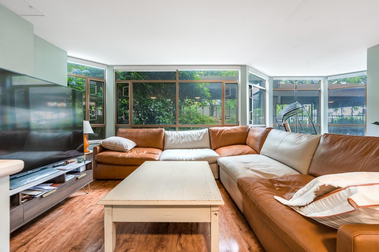 101 - 15111 Russell Avenue, White Rock, V4B 2P4 — photo 3
