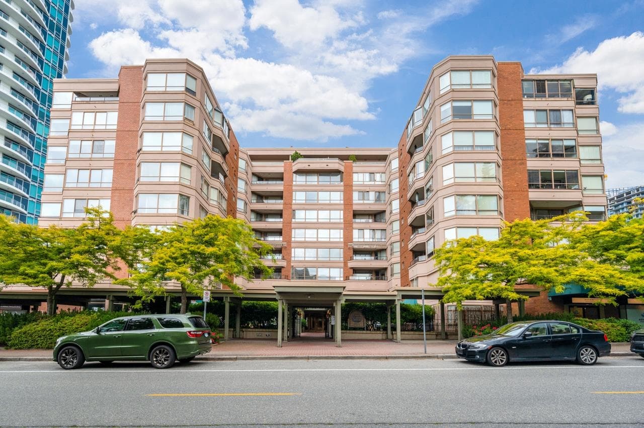 101 - 15111 Russell Avenue, White Rock
