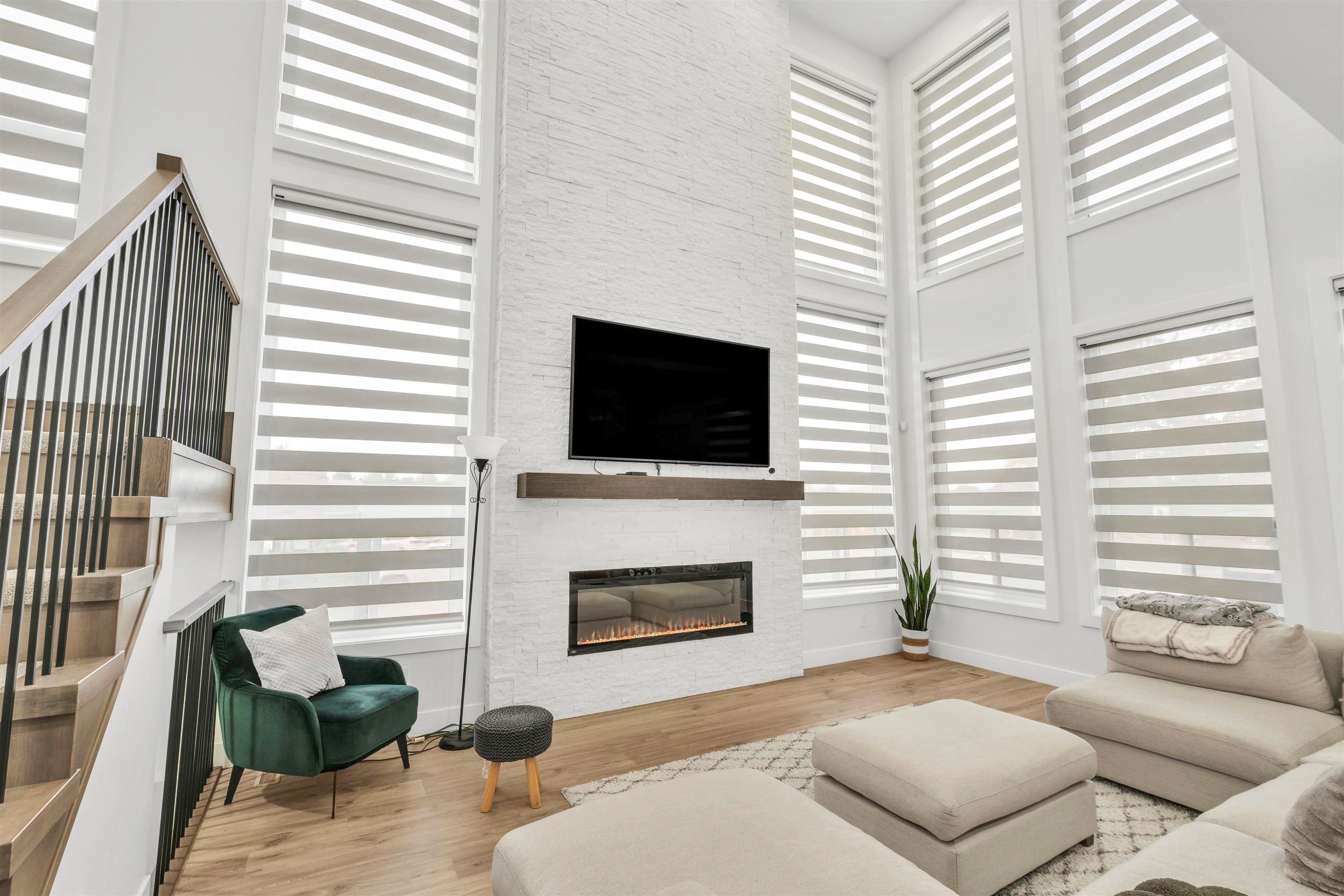 17284 61a Avenue, Surrey, V3S 4V7 — photo 3