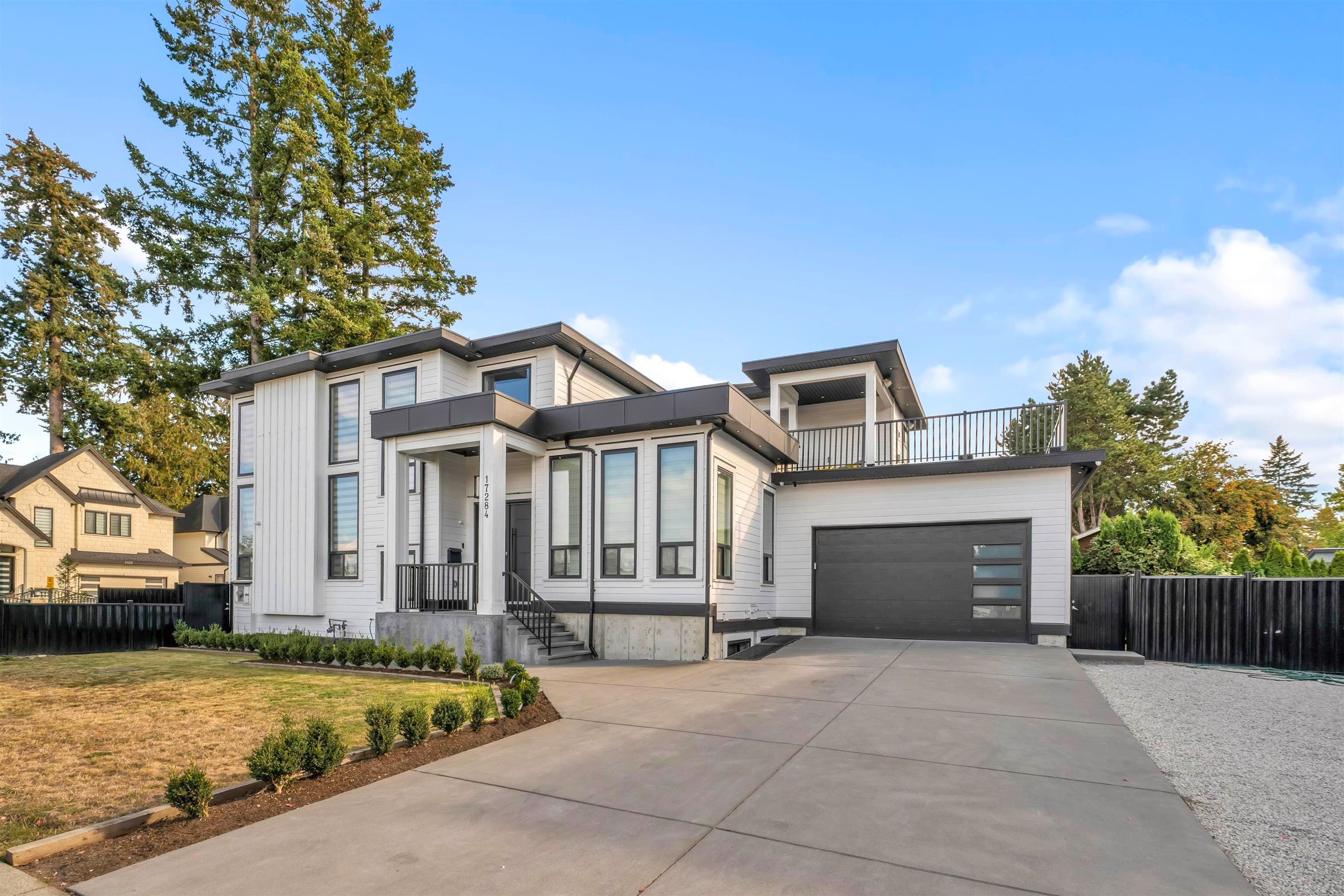 17284 61a Avenue, Surrey, V3S 4V7 — photo 1
