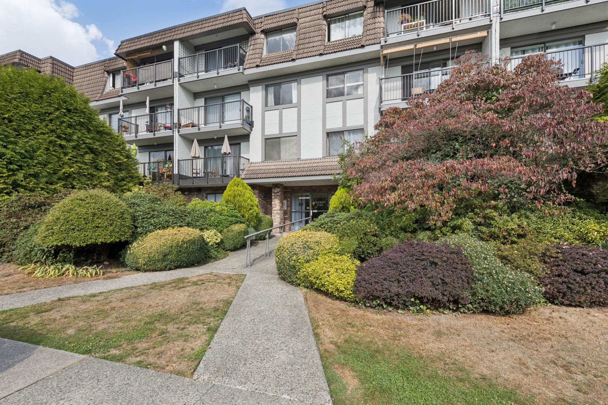 303 - 236 W 2nd Street, North Vancouver