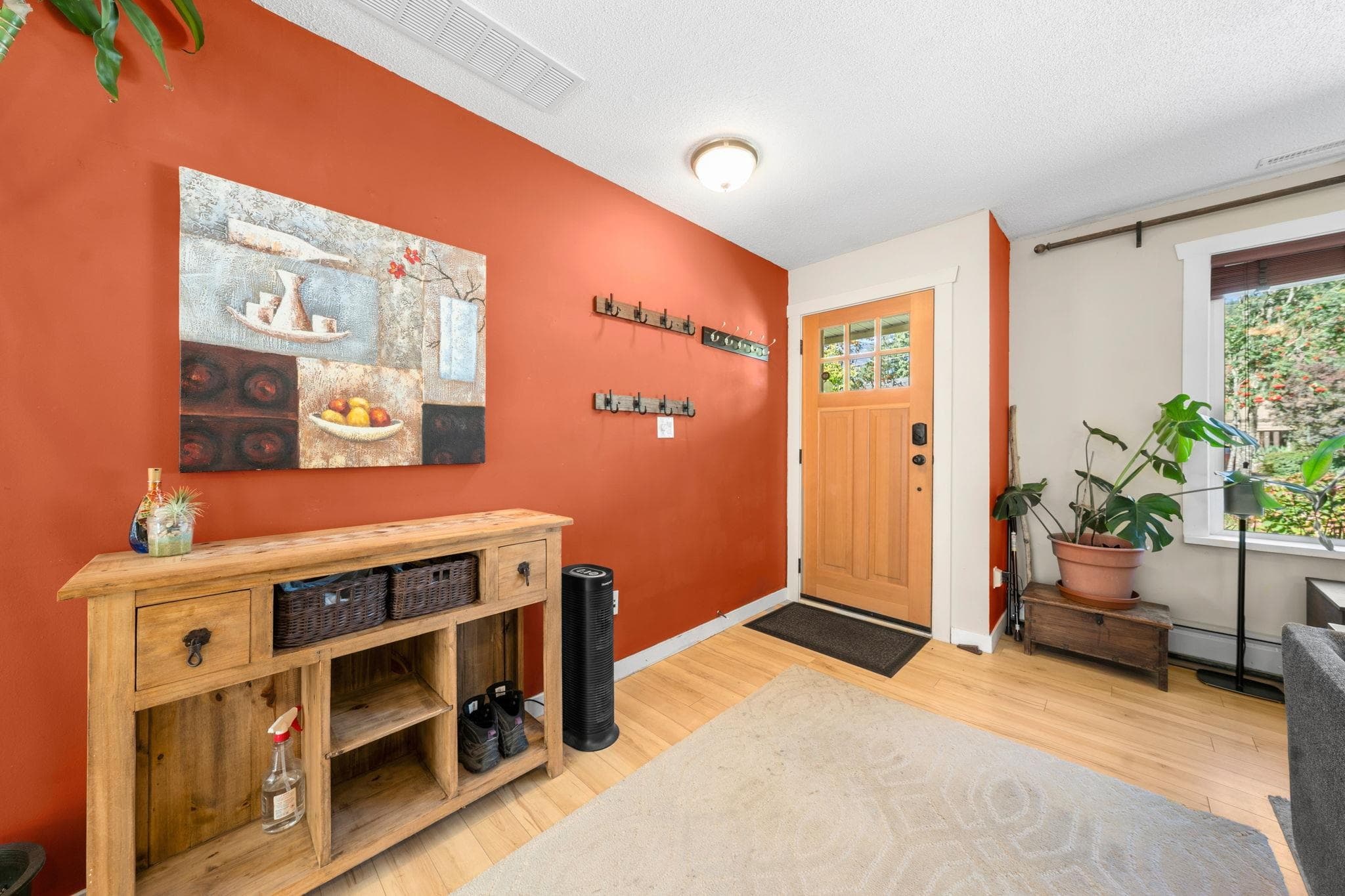 38248 Hemlock Avenue, Squamish, V8B 0X1 — photo 2