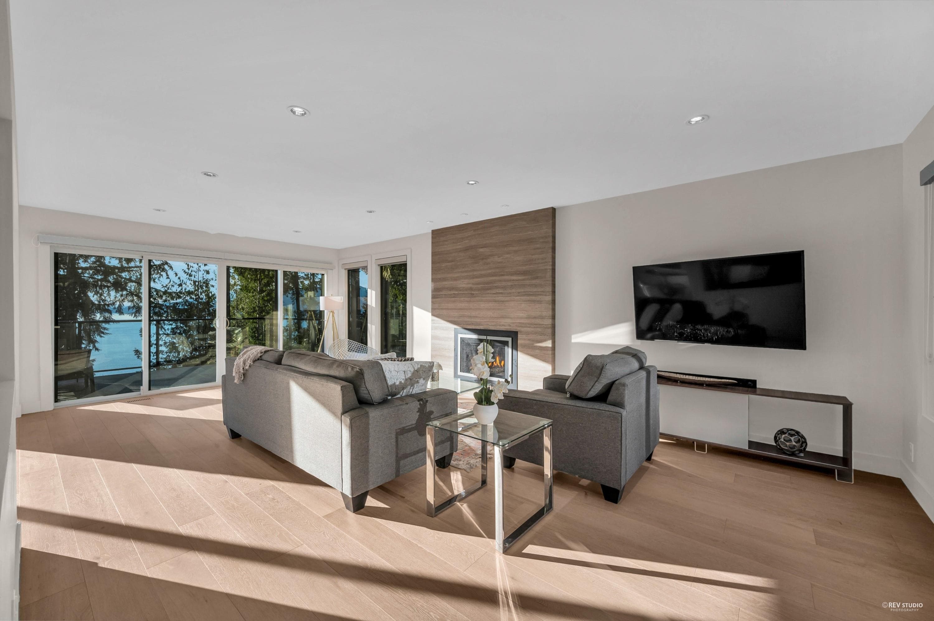 130 Oceanview Place, Lions Bay, V0N 2E0 — photo 3