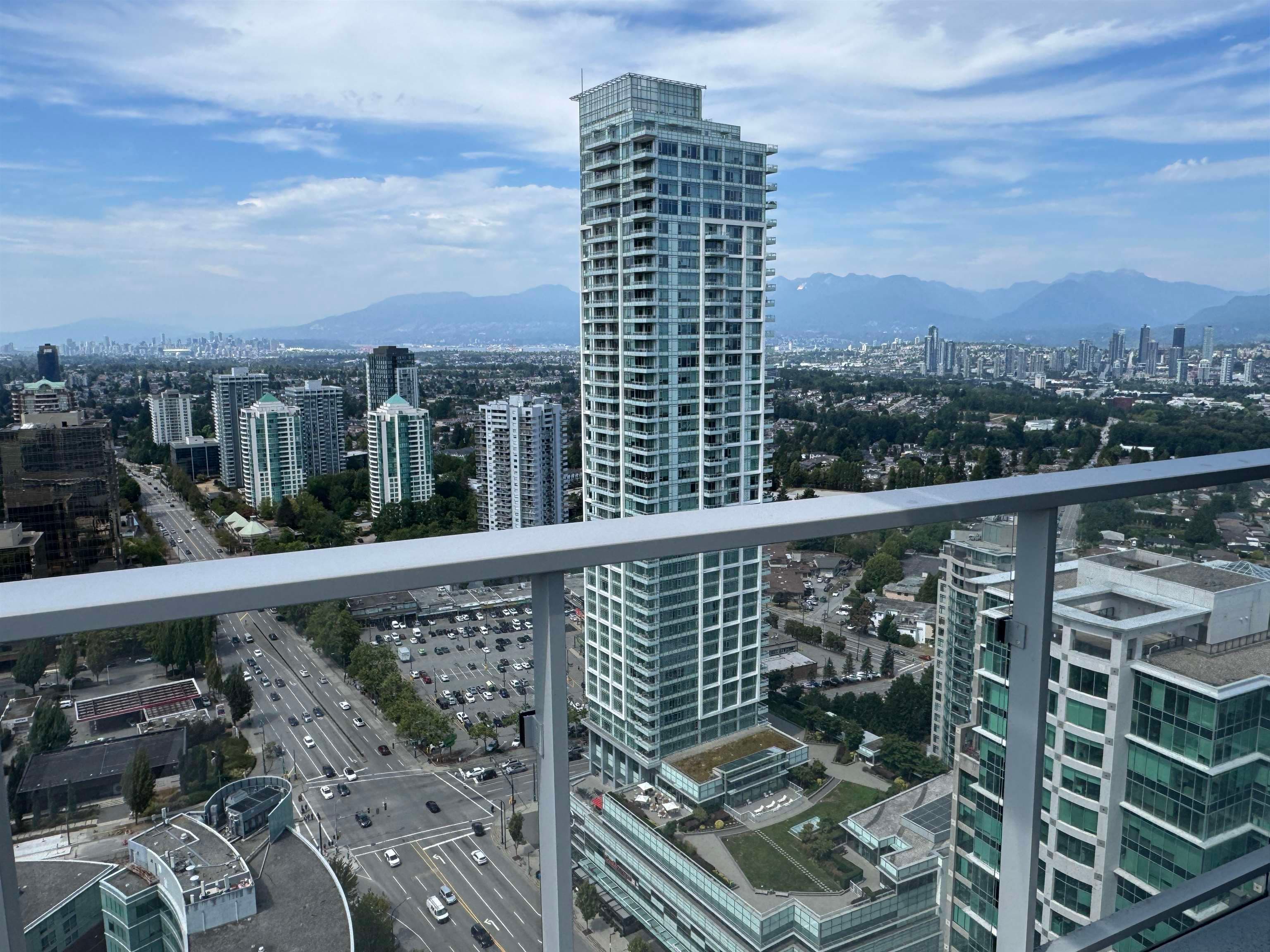 3304 - 6000 Mckay Avenue, Burnaby, V5H 0K2 — photo 1