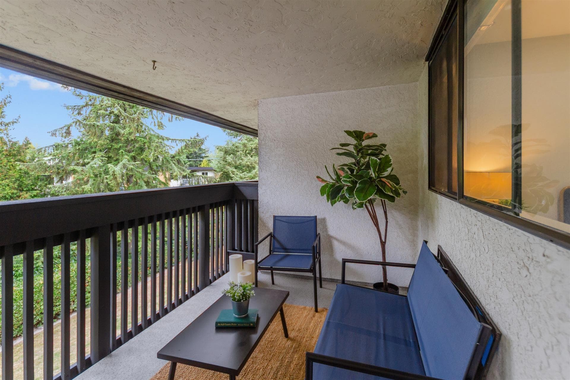 301 - 1561 Vidal Street, White Rock, V4B 5A7 — photo 3