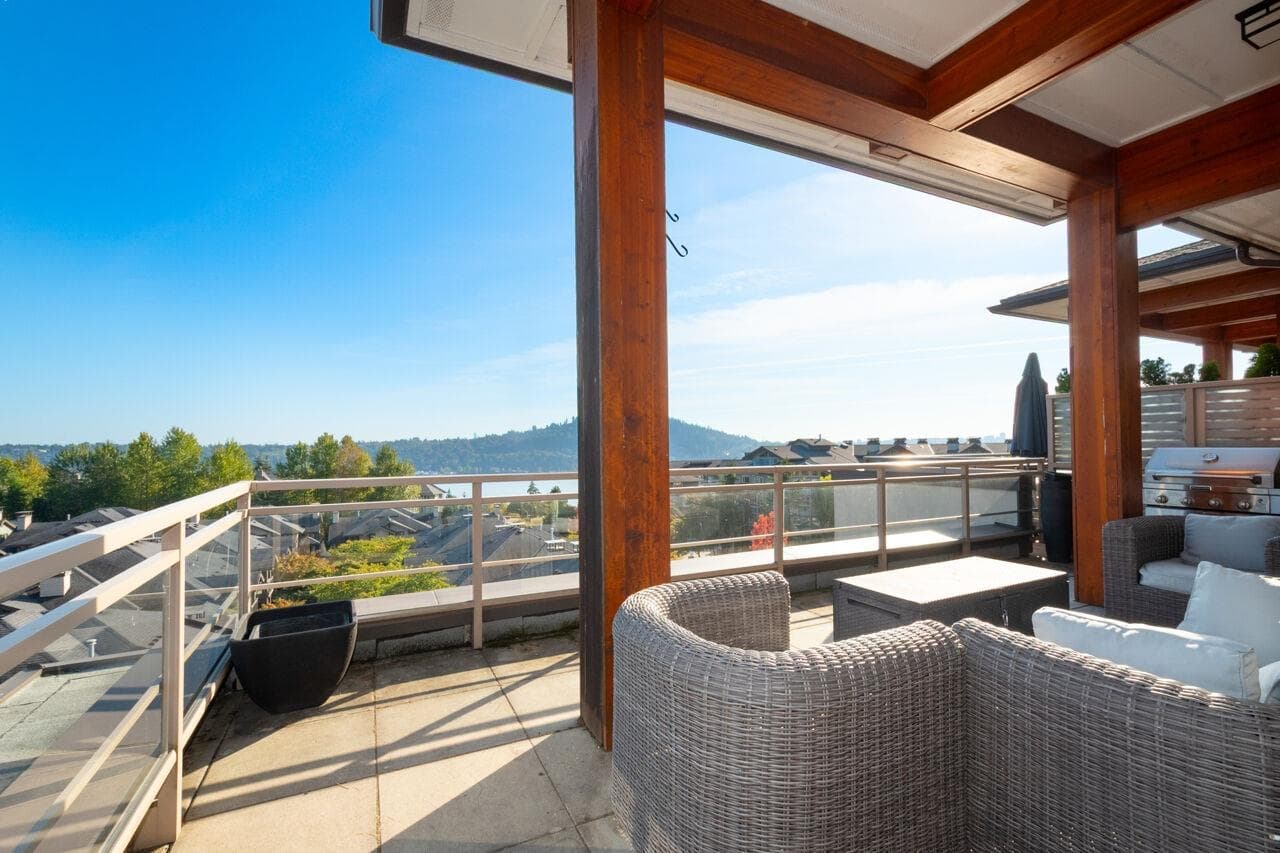 501 - 3602 Aldercrest Drive, North Vancouver