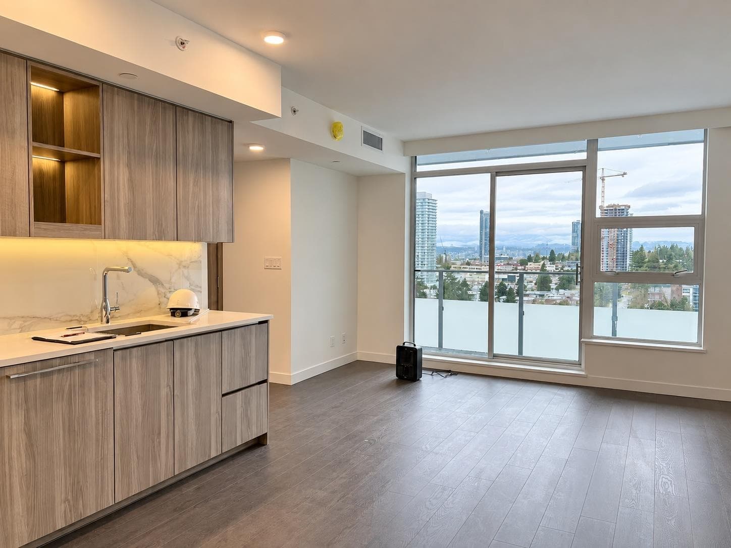 14xx - 13768 100 Avenue, Surrey, V3T 0V2 — photo 3
