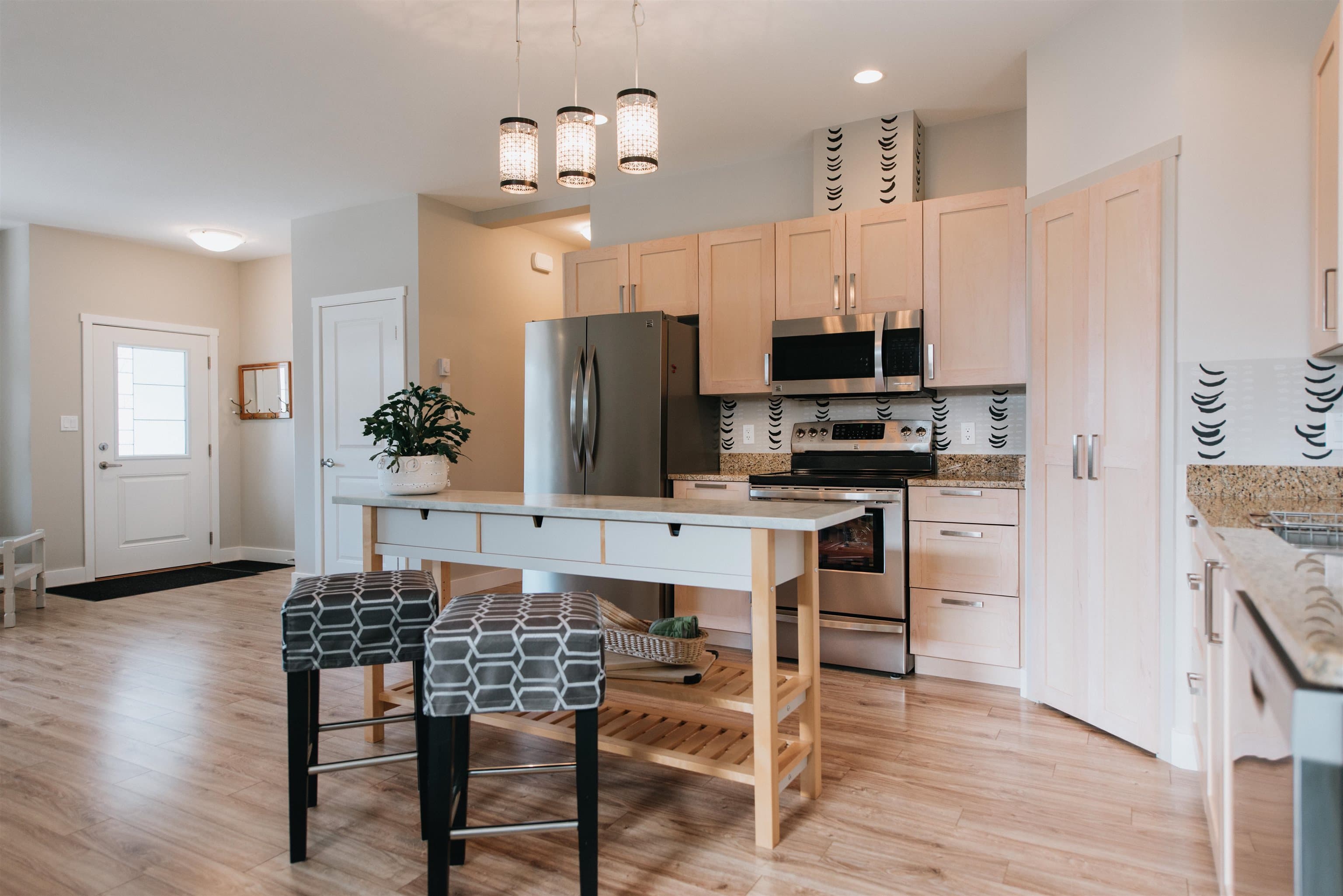 6222 Sitka Road, Sechelt, V7Z 0L3 — photo 2