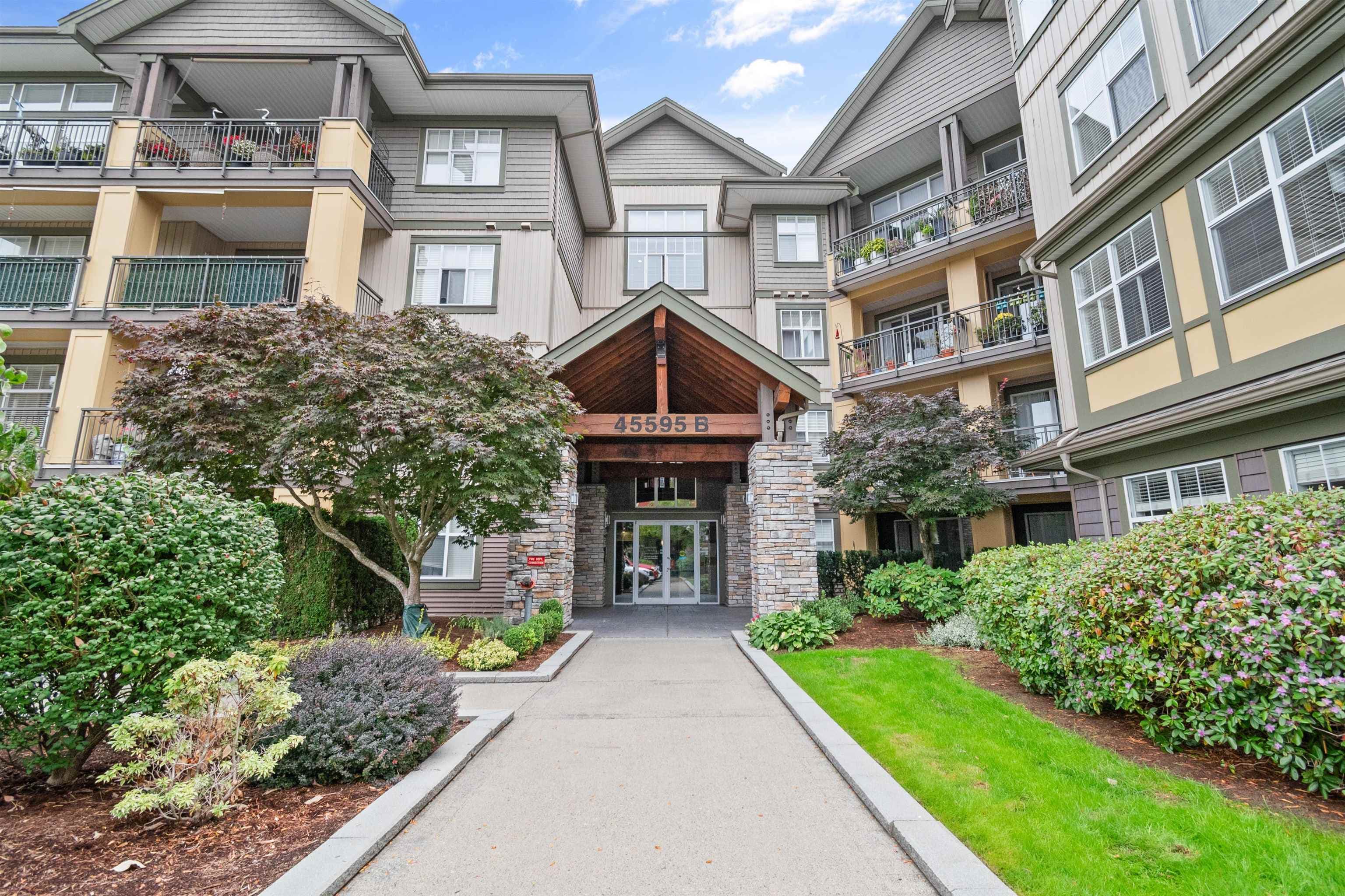 211B - 45595 Tamihi Way, Chilliwack, V2R 0G3 — photo 1