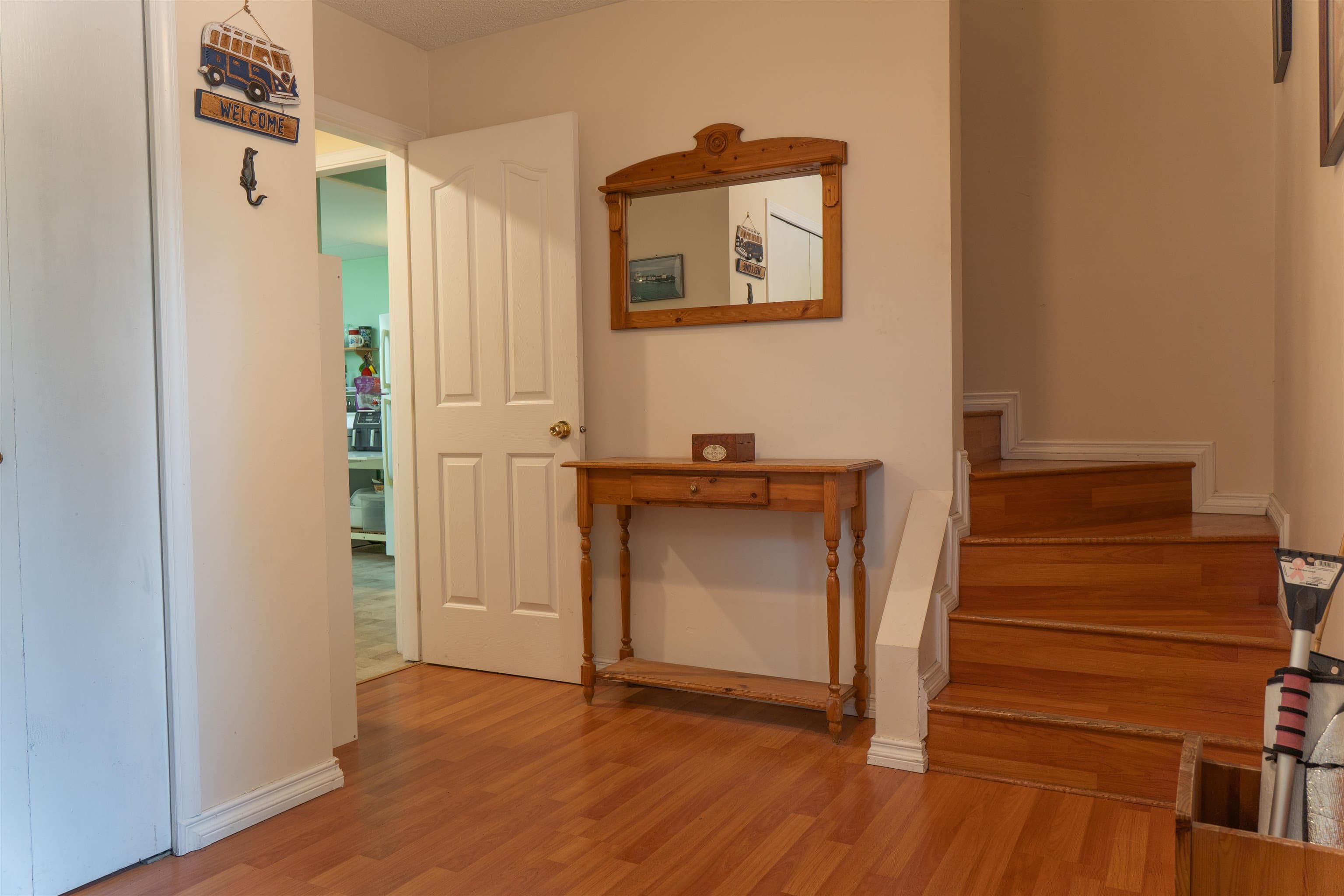 1544 Robertson Avenue, Port Coquitlam, V3B 1E1 — photo 2