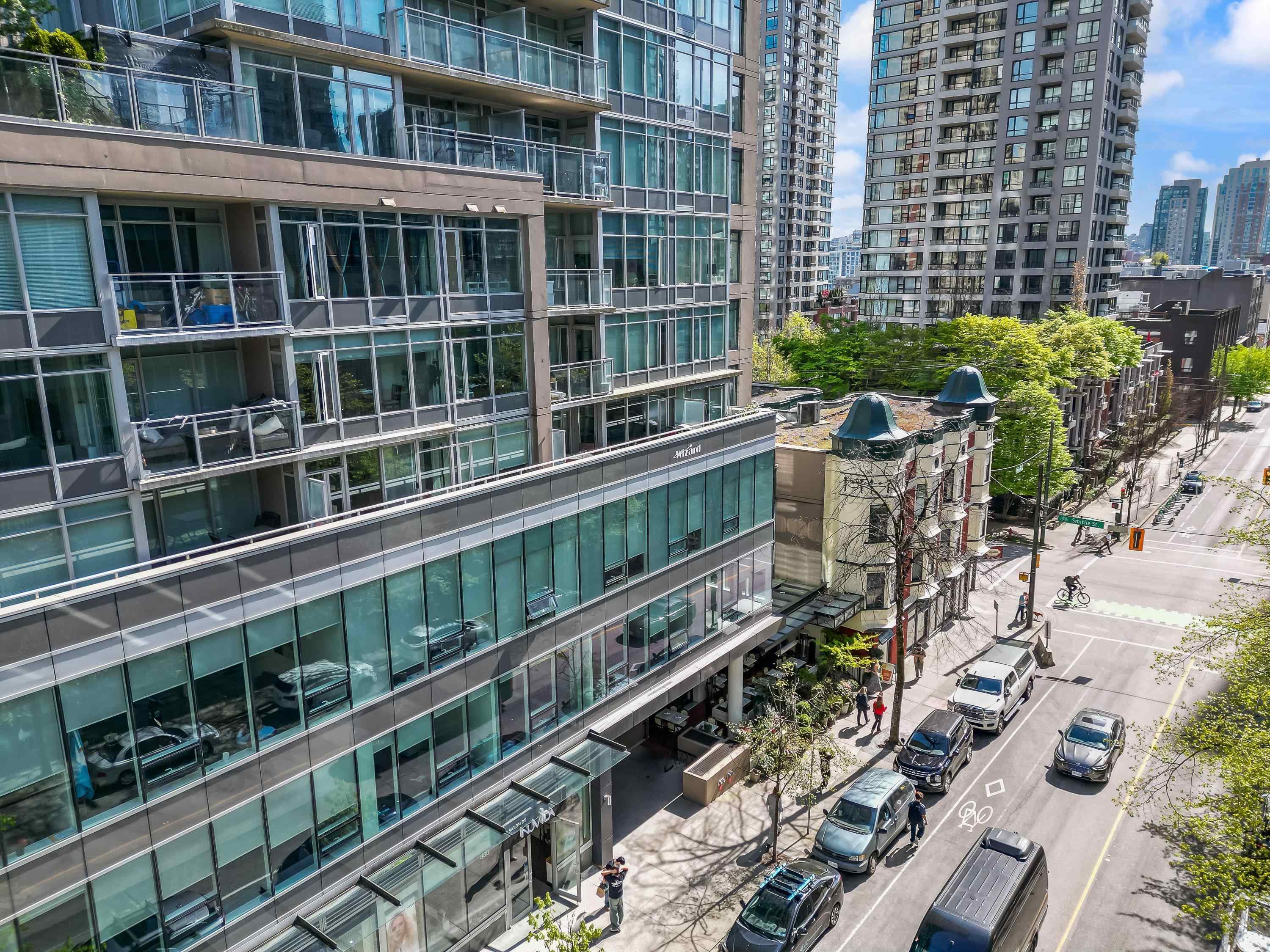 708 - 888 Homer Street, Vancouver, V6B 0H7 — photo 1