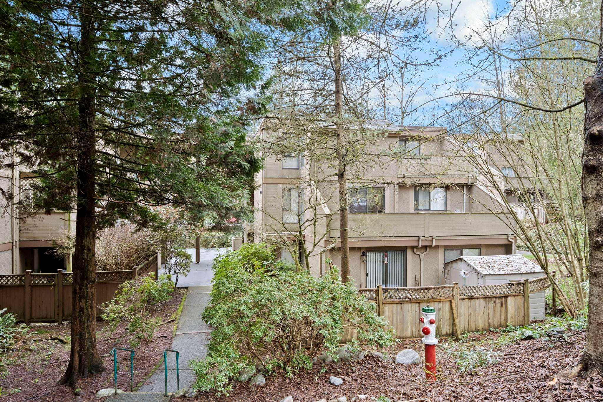 304 - 9128 Capella Drive, Burnaby, V3J 7K3 — photo 2