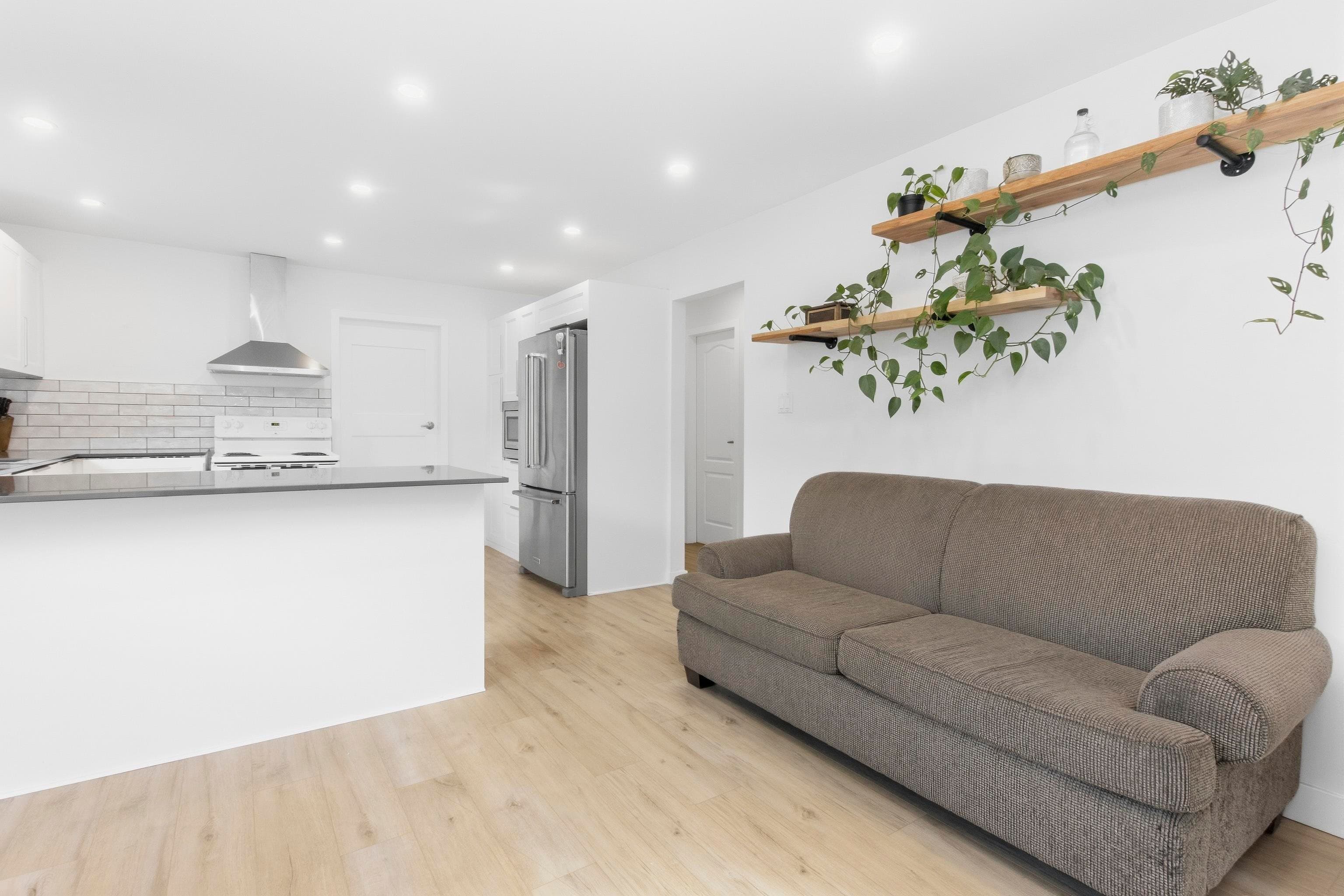 38012 Fifth Avenue, Squamish, V8B 0B4 — photo 5