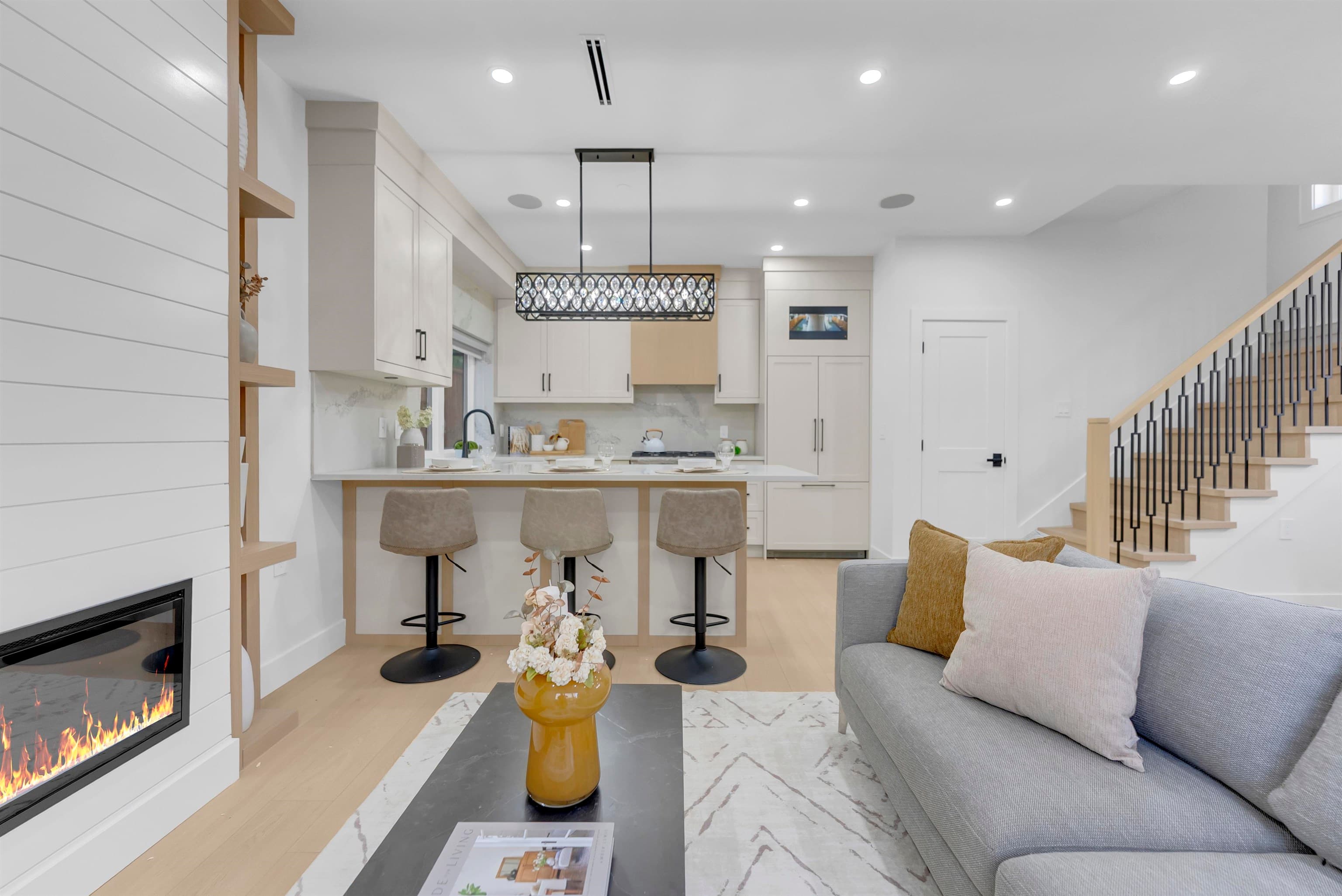2 - 2888 E 6th Avenue, Vancouver, V5M 1R8 — photo 5