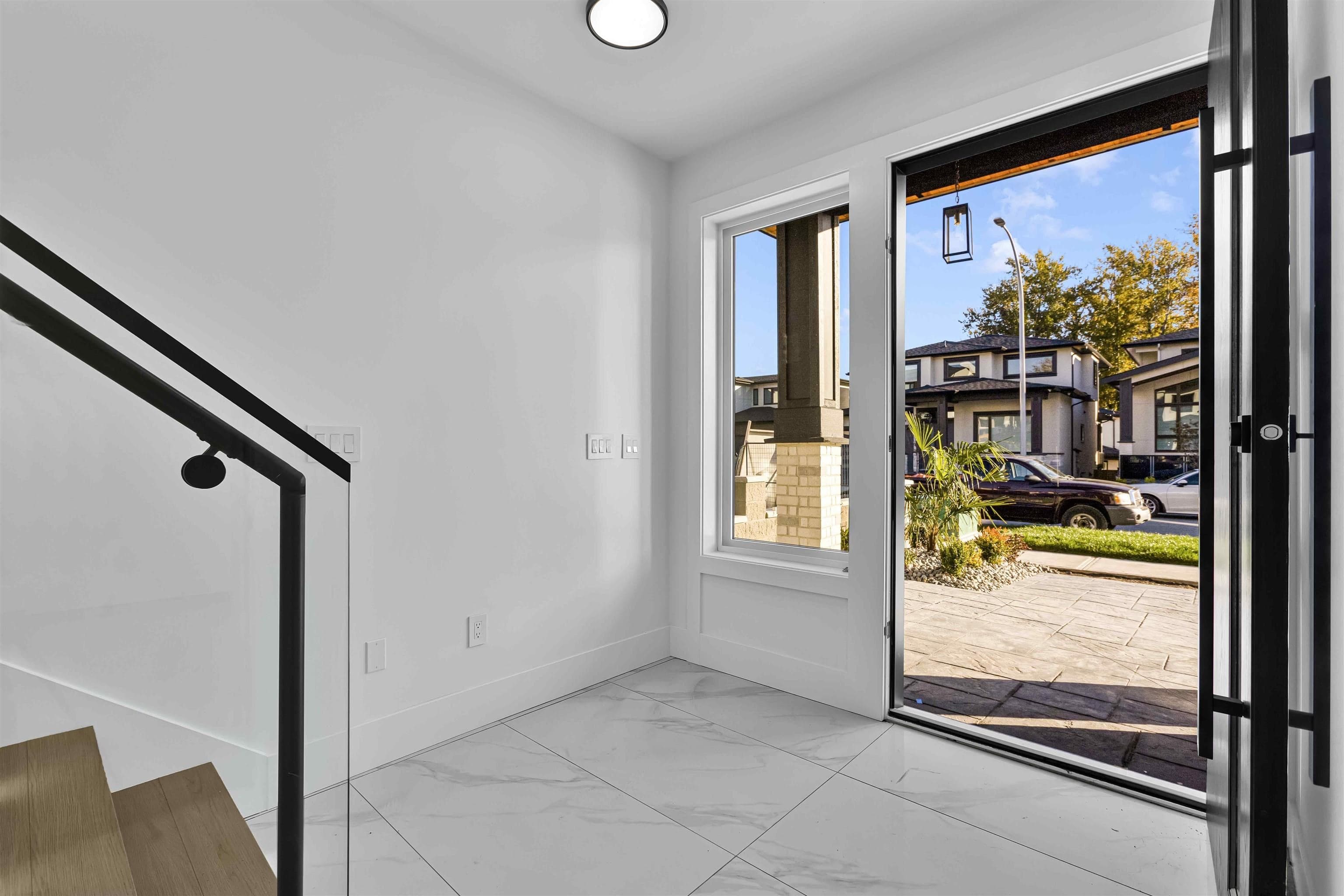 102 - 166xx 18a Avenue, Surrey, V3Z 9X5 — photo 3