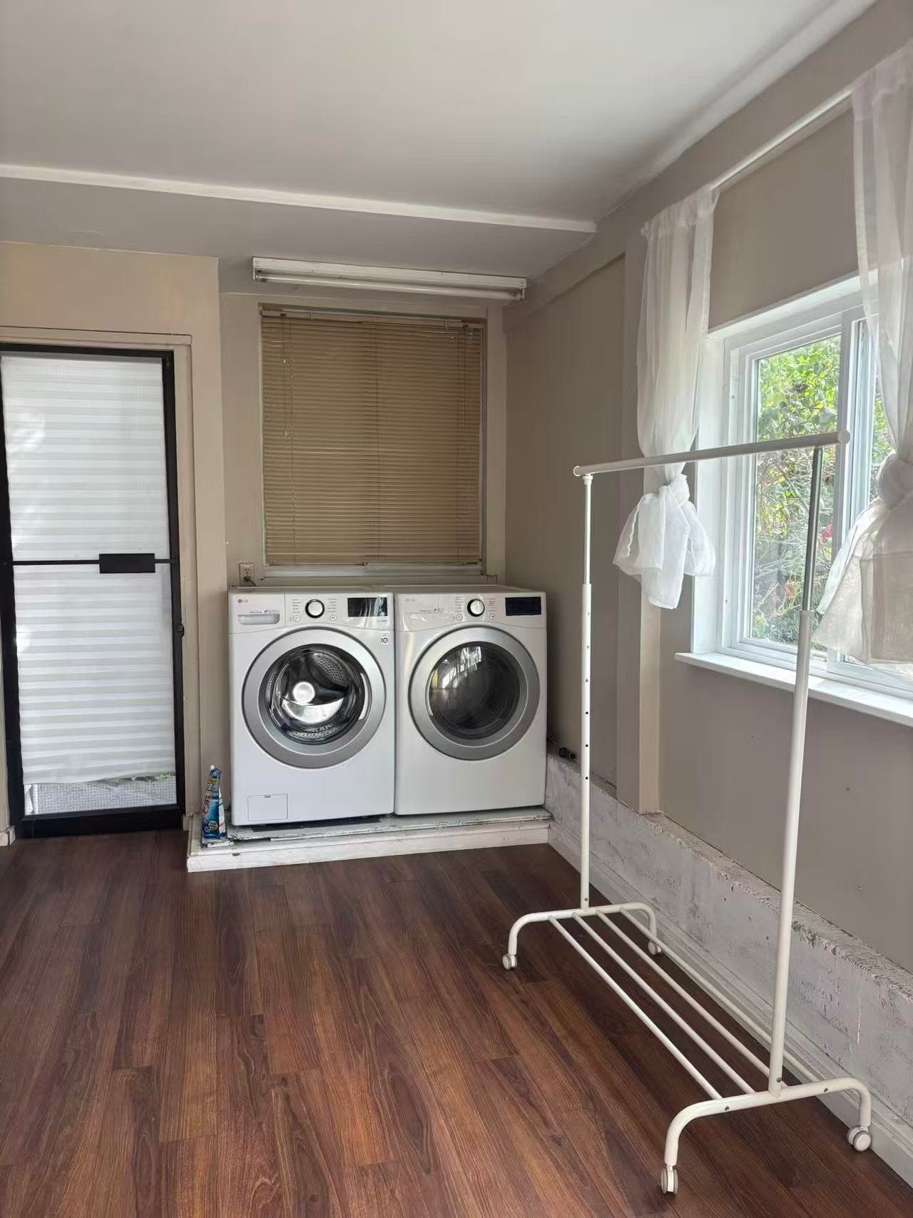 2954 Dollarton, North Vancouver, V7H 1B3 — photo 2