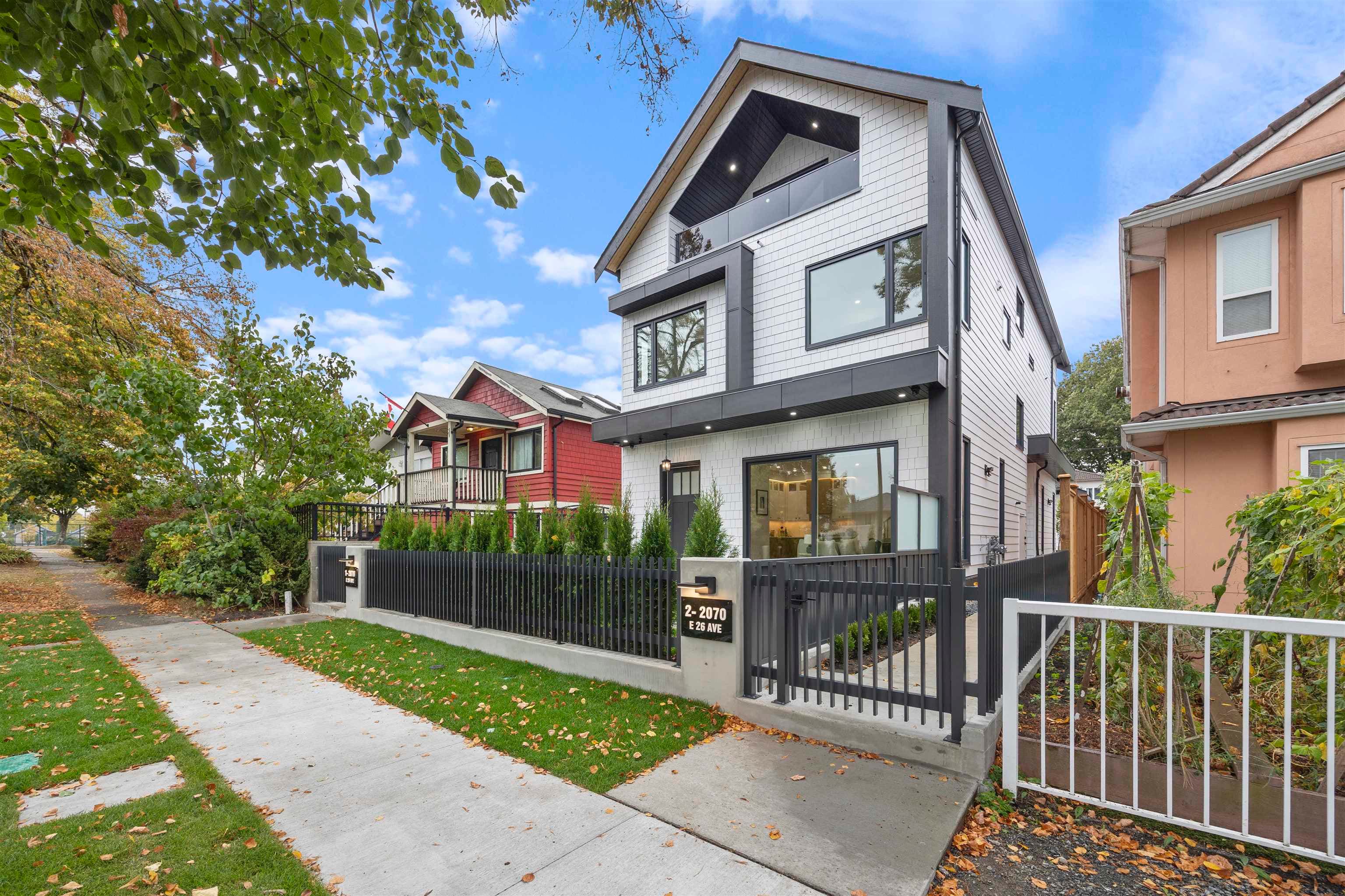 2 - 2070 E 26th Avenue, Vancouver