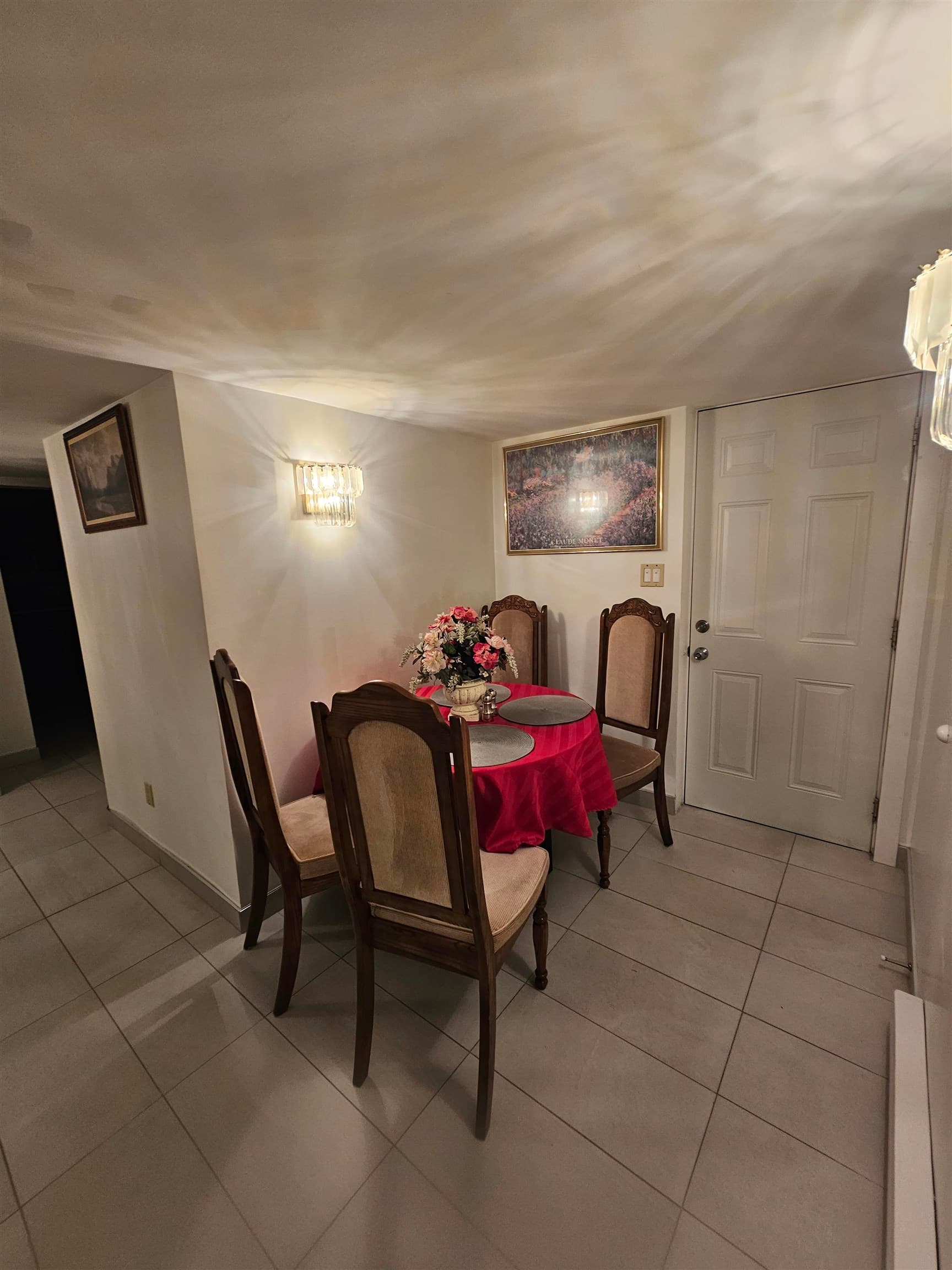 Basement suite - 1112 Sprice Avenue, Coquitlam, V3J 2P4 — photo 5