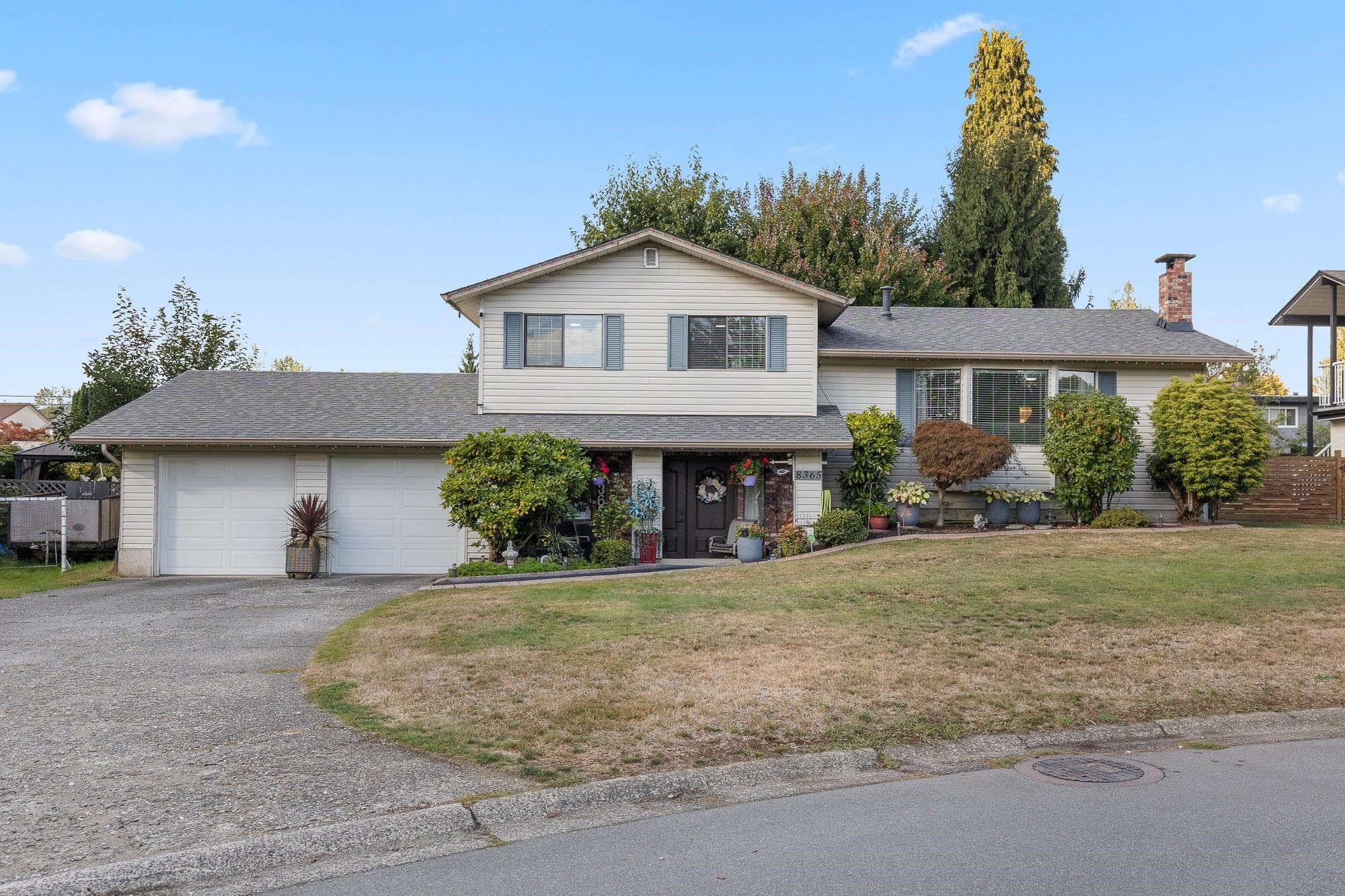 8365 Aster Terrace, Mission, V2V 5V8 — photo 1