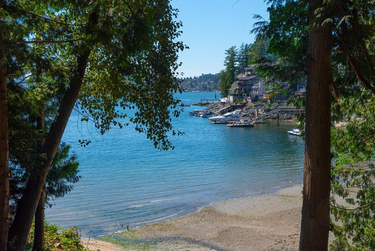 4855 Belcarra Bay Road, Port Moody, V3H 4N4 — photo 2