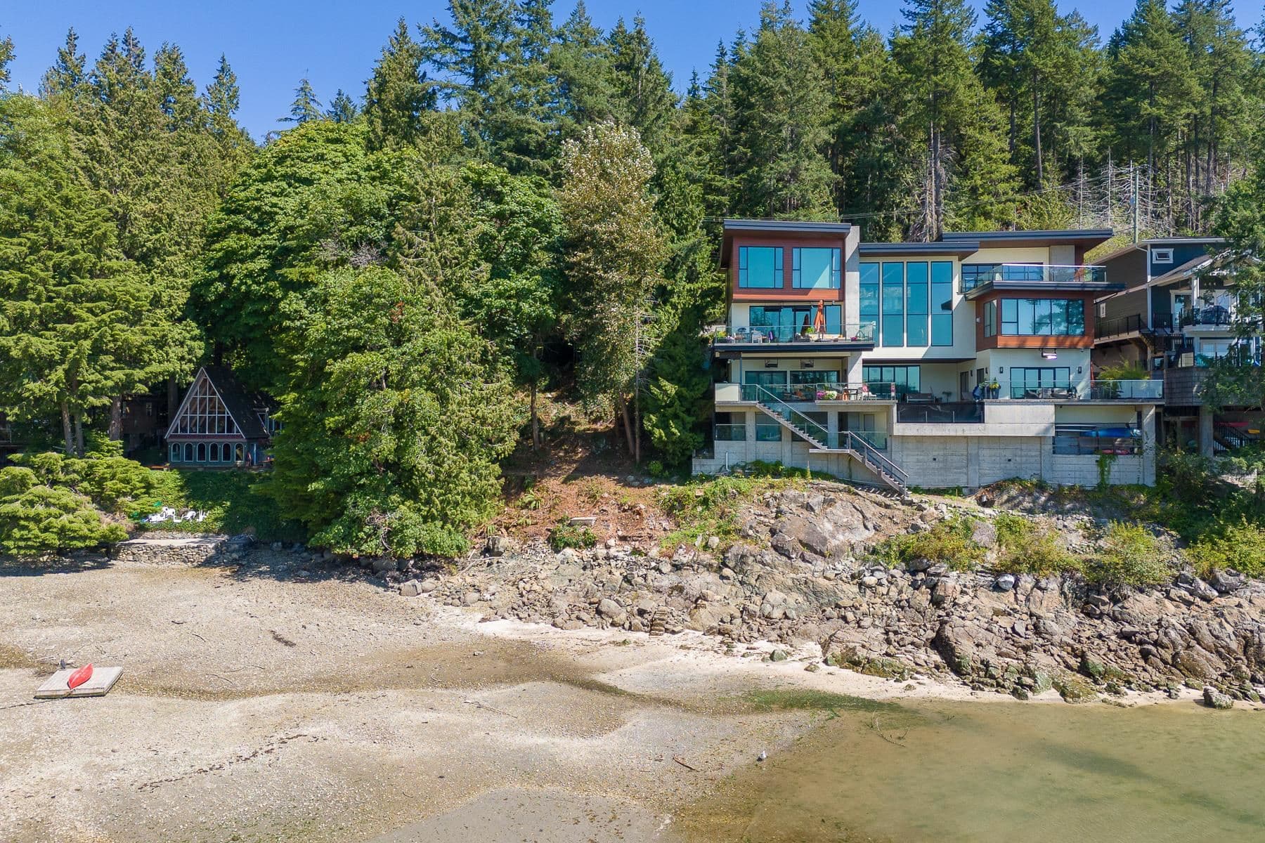 4855 Belcarra Bay Road, Port Moody, V3H 4N4 — photo 4
