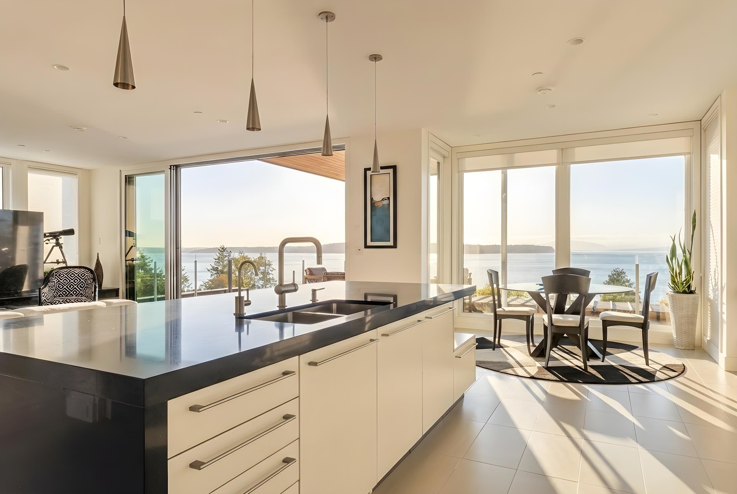 14501 Marine Drive, White Rock, V4B 1B4 — photo 4