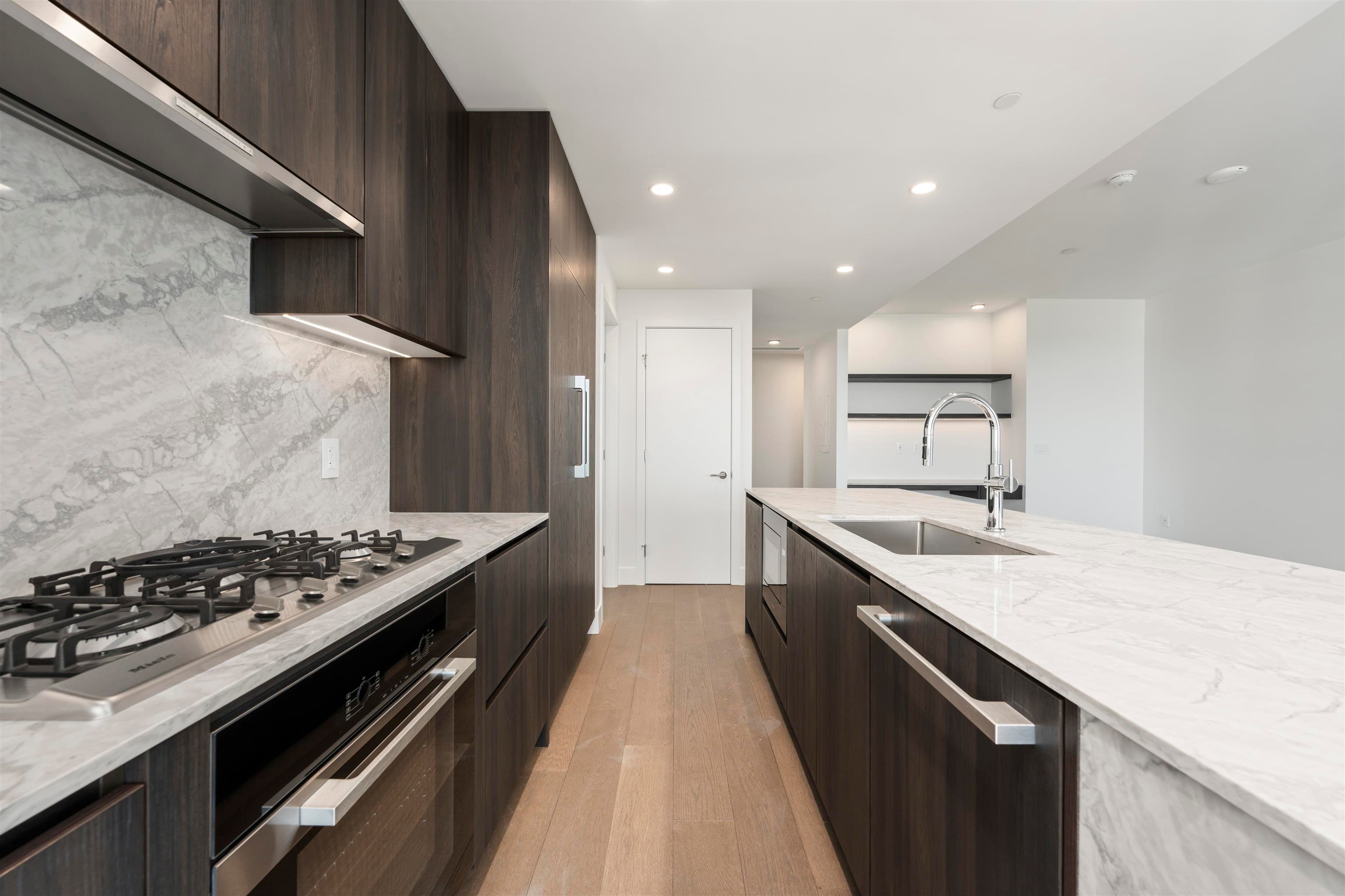 1401 - 1475 Foster Street, White Rock, V4B 0C9 — photo 5