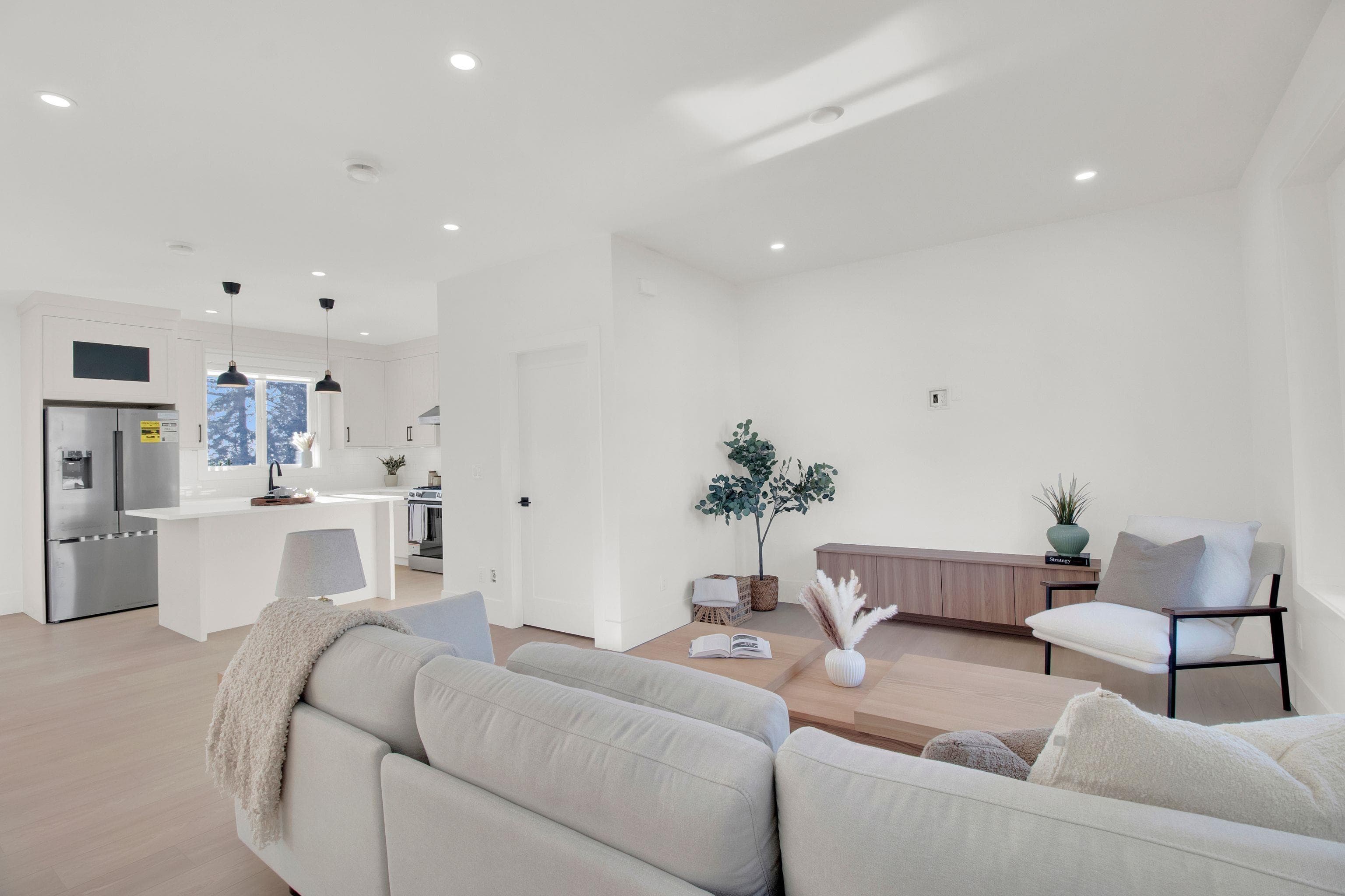 102 - 16058 9a Avenue, Surrey, V4A 4W5 — photo 5
