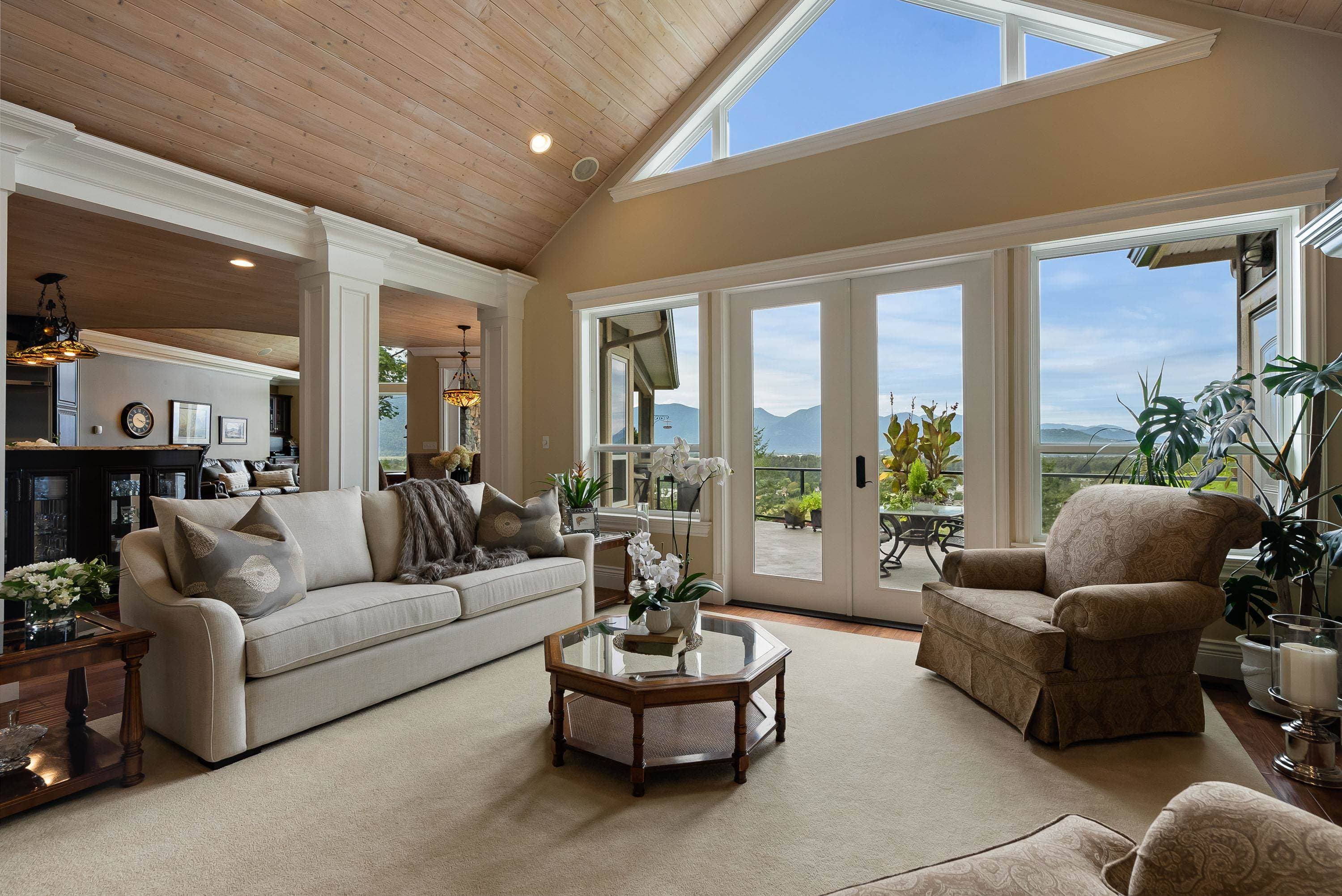 42395 Highland Drive, Yarrow, V2R 5H2 — photo 1