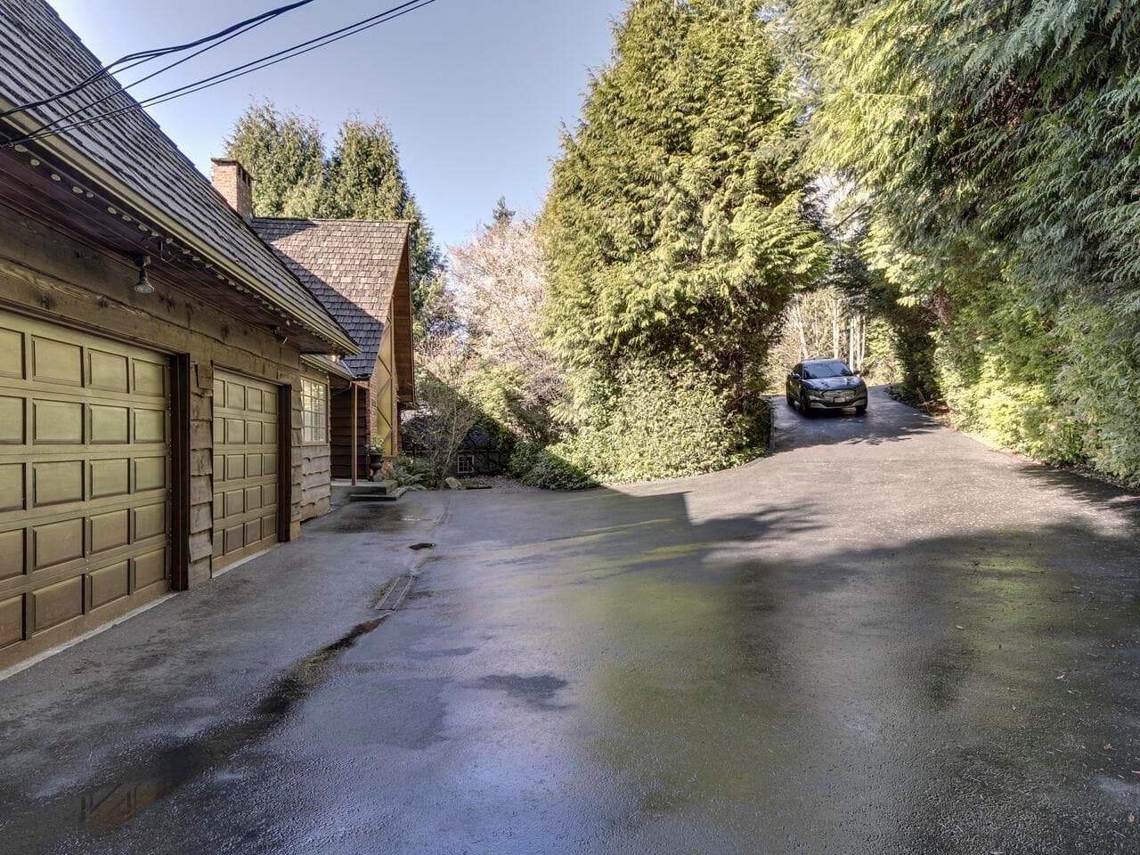 3904 Westridge Avenue, West Vancouver, V7V 3H5 — photo 2