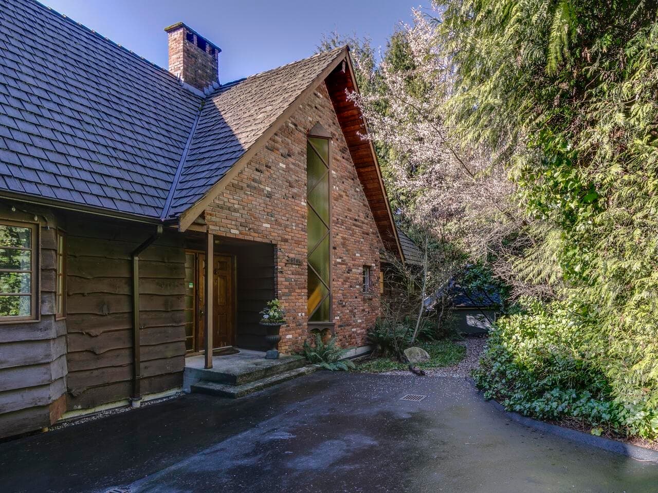 3904 Westridge Avenue, West Vancouver, V7V 3H5 — photo 1