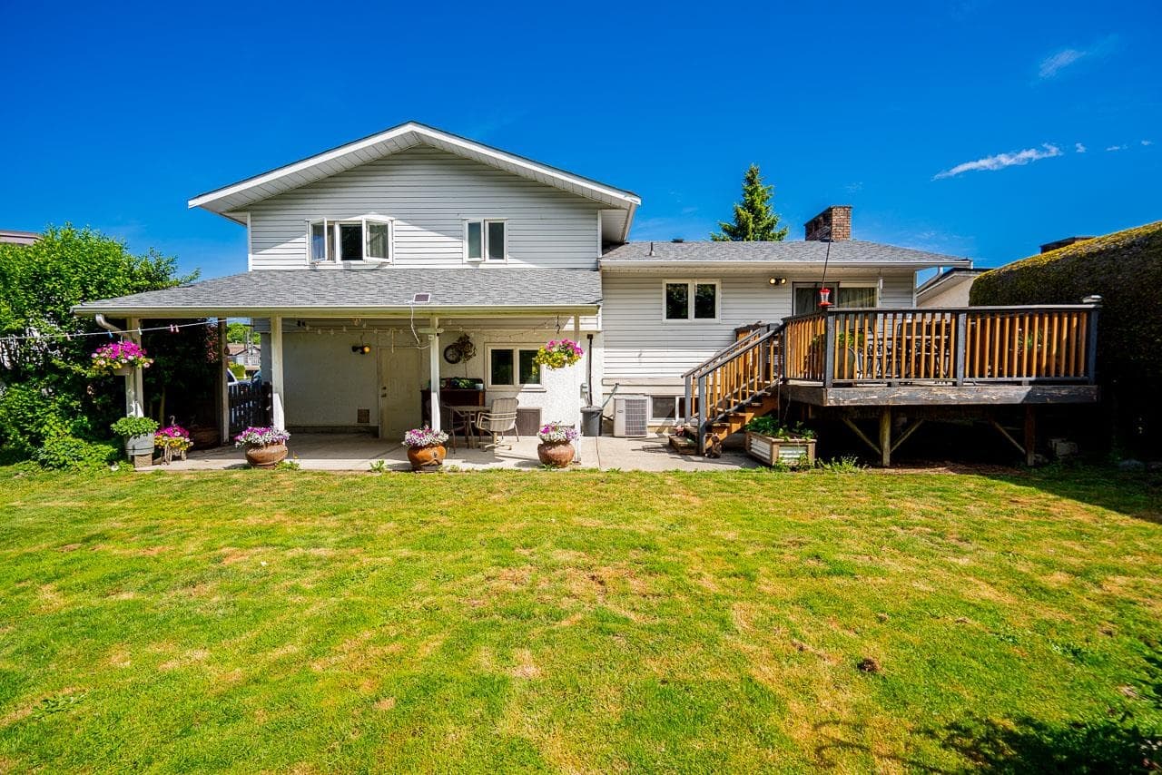 46070 Roy Avenue, Chilliwack, V2R 2C2 — photo 2