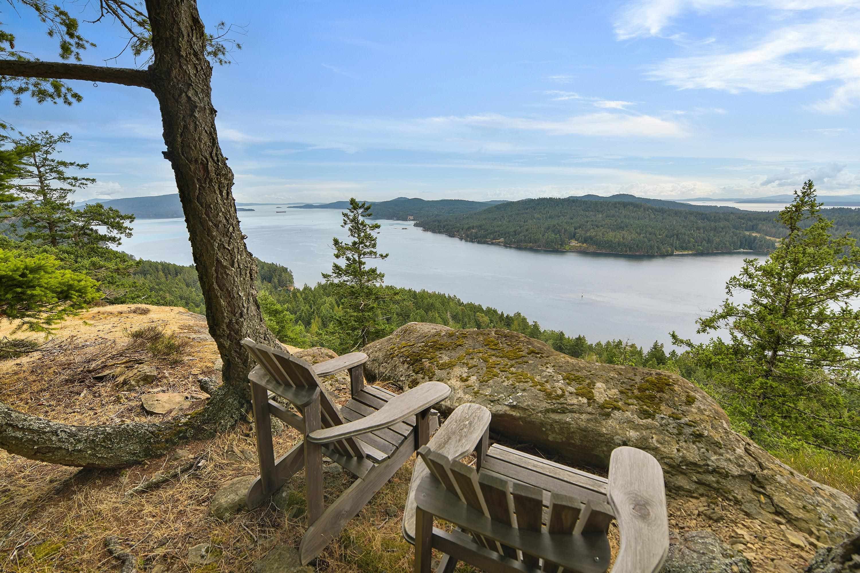 470 Heck Hill Road, Mayne Island, V0N 2J2 — photo 2