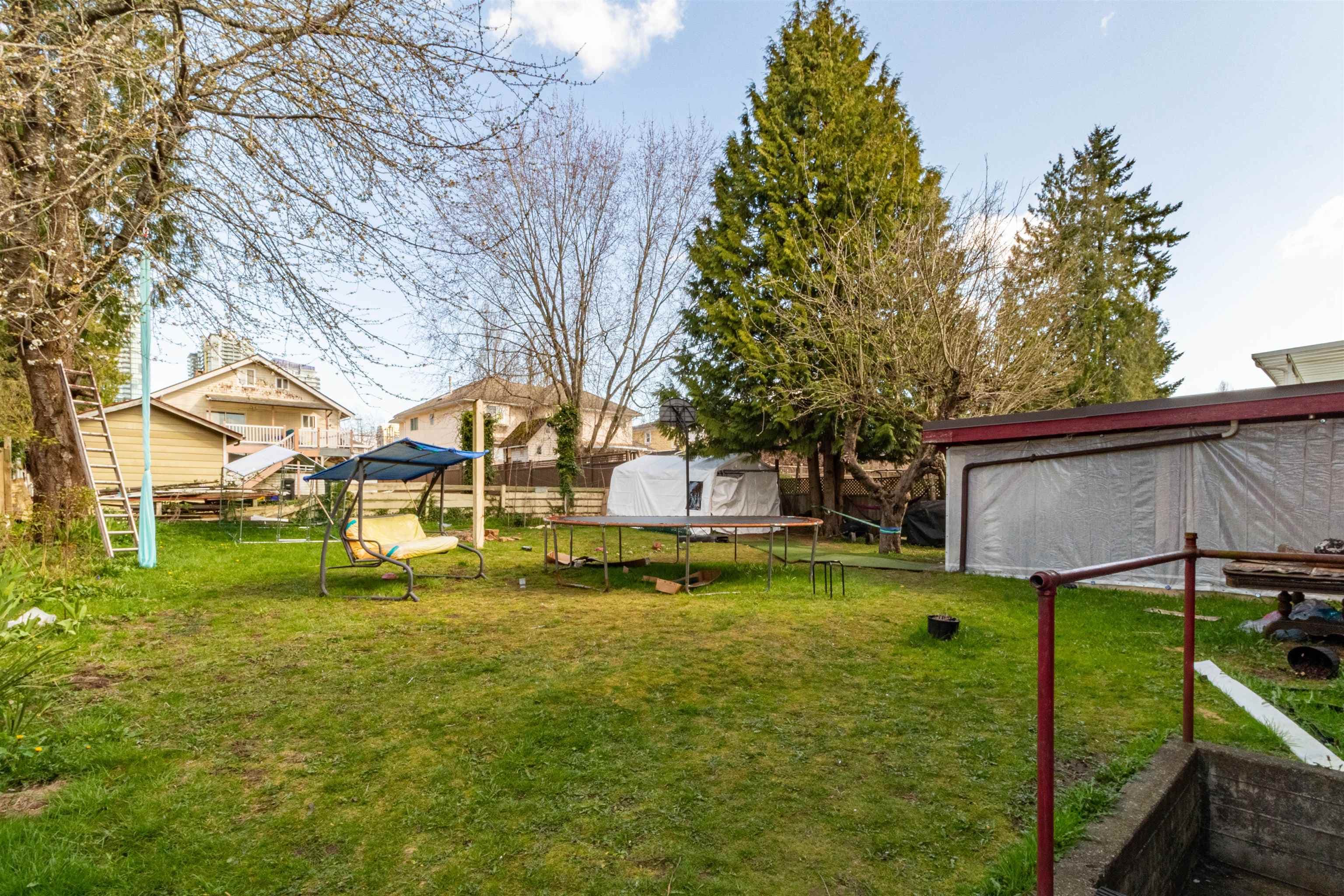 4939 Sidley Street, Burnaby, V5J 1T6 — photo 4