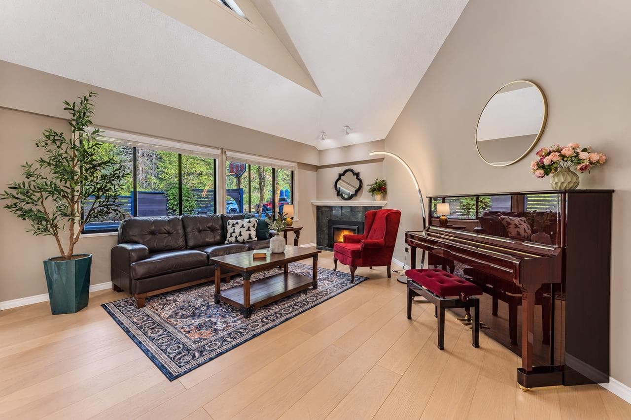 4739 Woodgreen Drive, West Vancouver, V7S 3A2 — photo 5