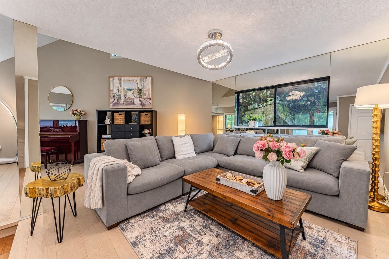 4739 Woodgreen Drive, West Vancouver, V7S 3A2 — photo 4