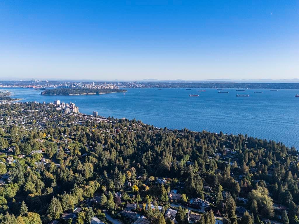 2866 Rodgers Creek Lane, West Vancouver, V7S 0A7 — photo 1