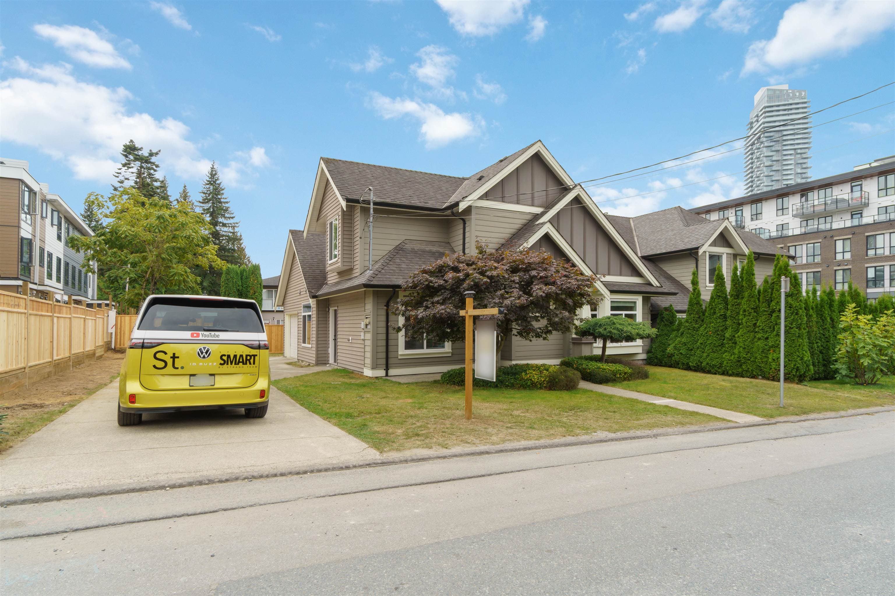702 Grover Avenue, Coquitlam, V3J 3C6 — photo 2