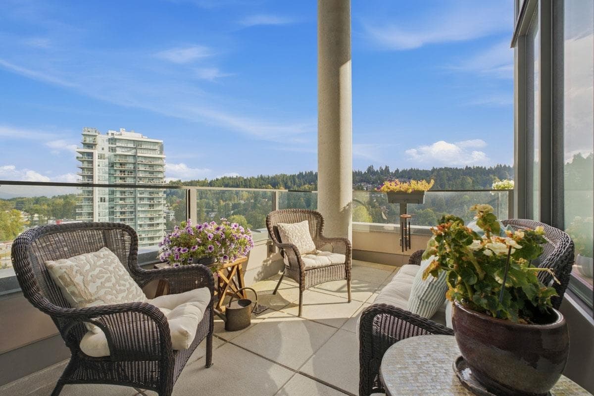 2007 - 301 Capilano Rd, Port Moody, V3H 0G6 — photo 2