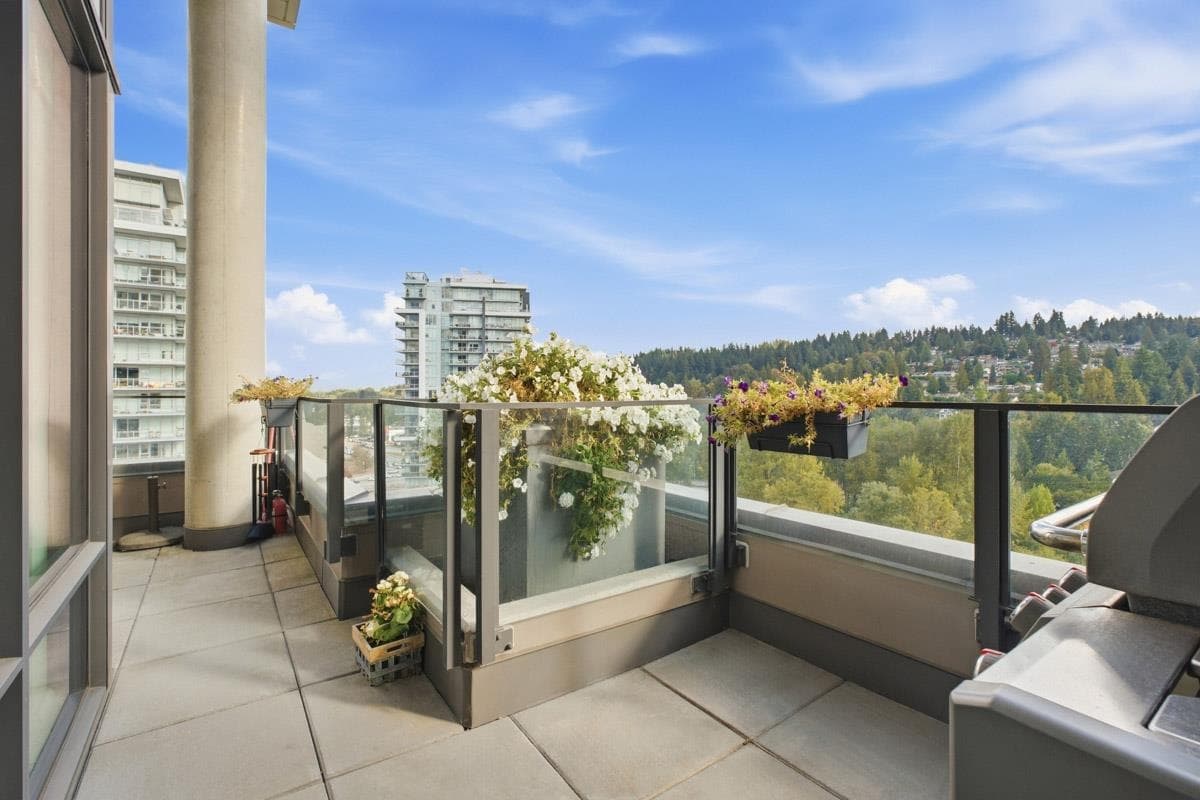 2007 - 301 Capilano Rd, Port Moody, V3H 0G6 — photo 3