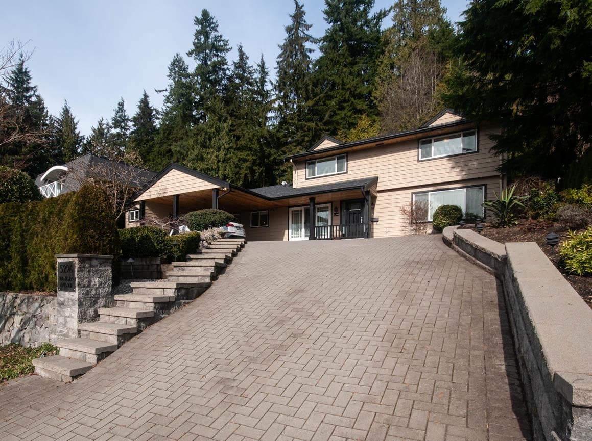 5296 Ranger Avenue, North Vancouver