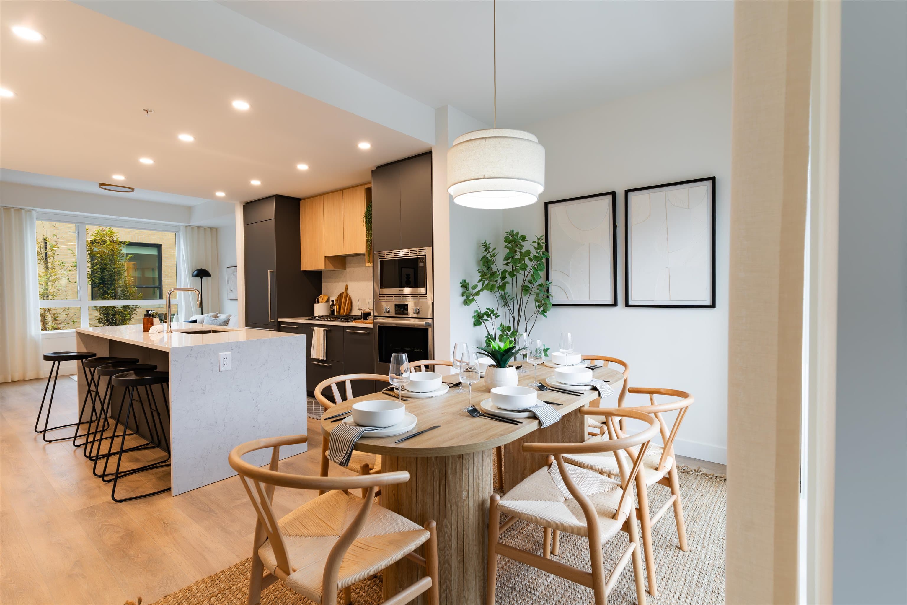 112 - 2050 Glenaire Drive, North Vancouver, V7P 1Y3 — photo 2