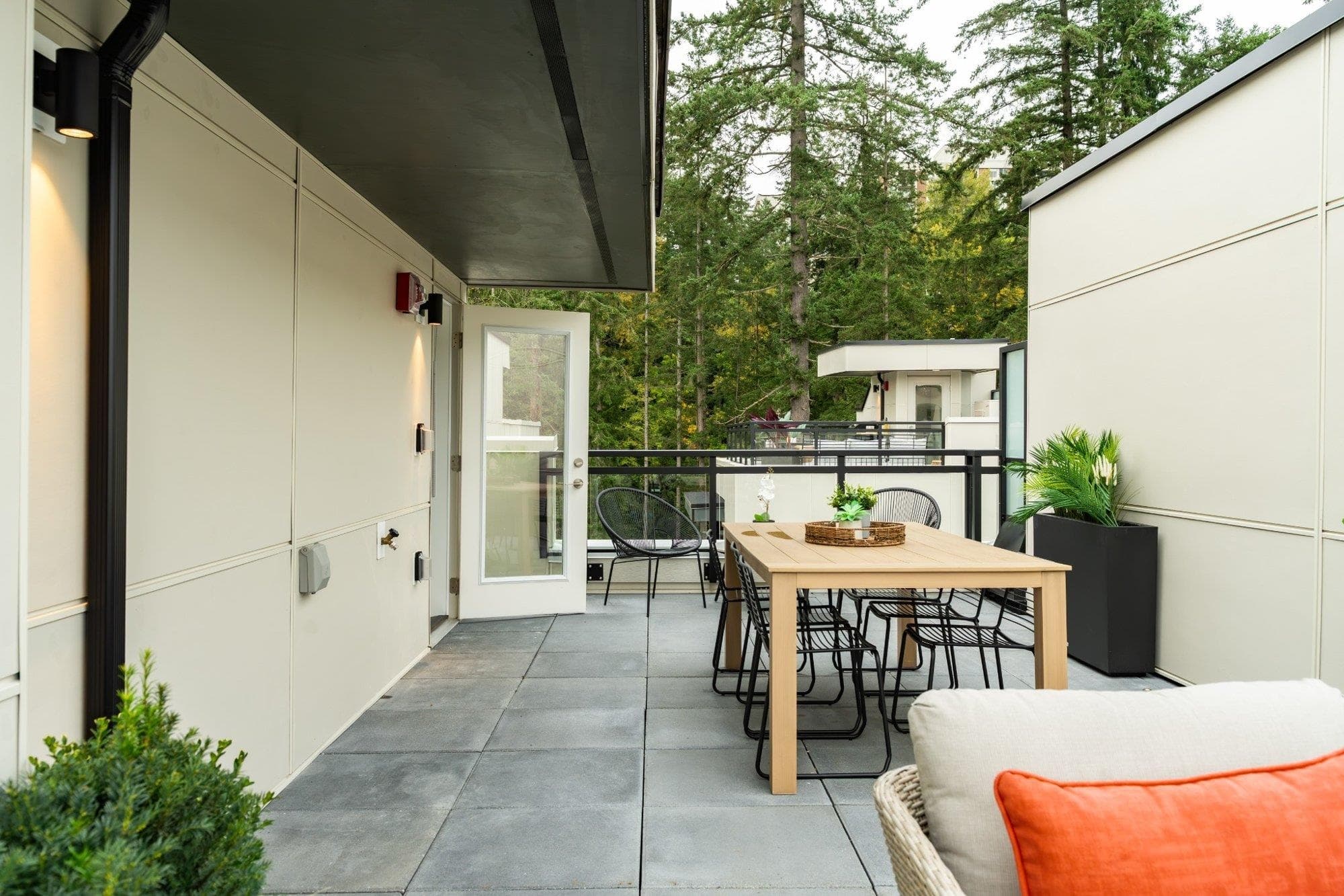 112 - 2050 Glenaire Drive, North Vancouver, V7P 1Y3 — photo 5
