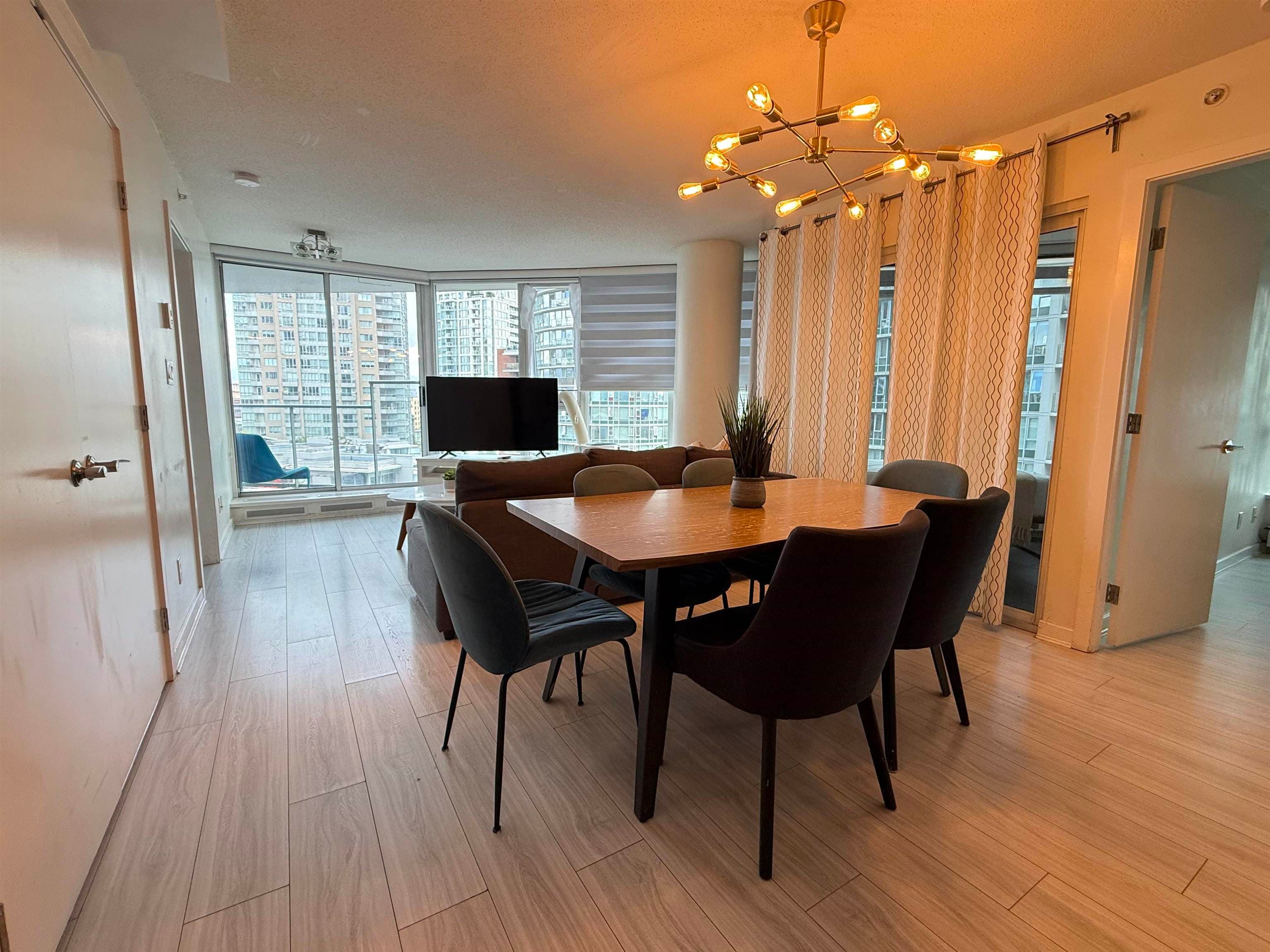 1002 - 689 Abbott Street, Vancouver, V6B 0J2 — photo 3