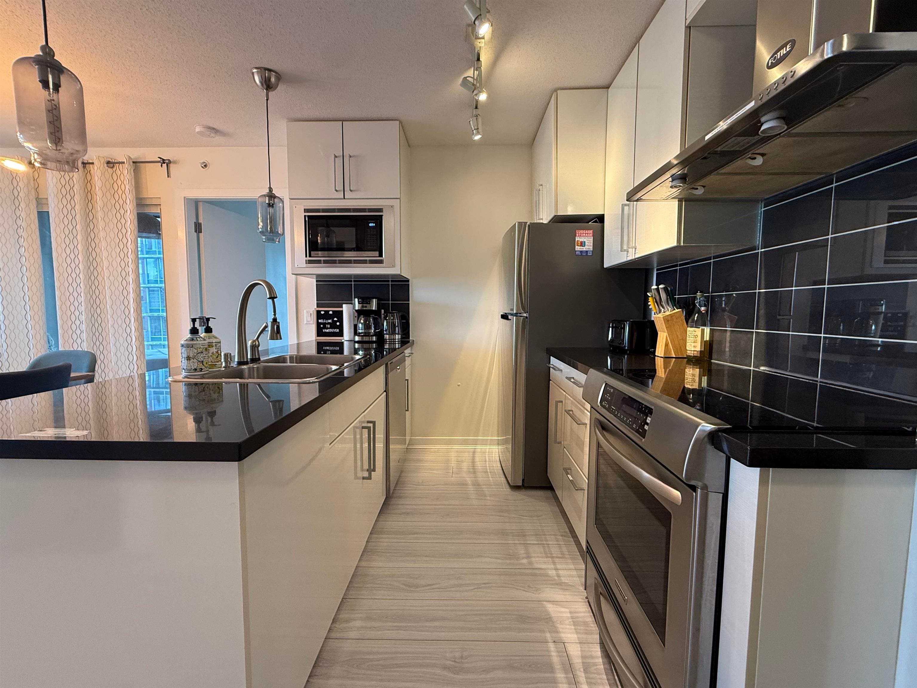 1002 - 689 Abbott Street, Vancouver