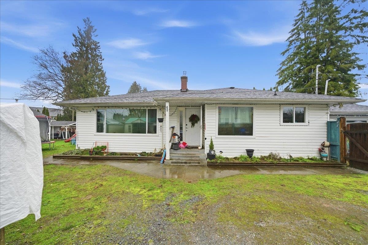 12357 189a Street, Pitt Meadows, V3Y 2H3 — photo 2