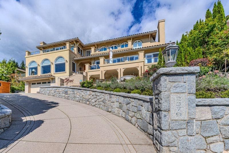 2379 Constantine Place, West Vancouver