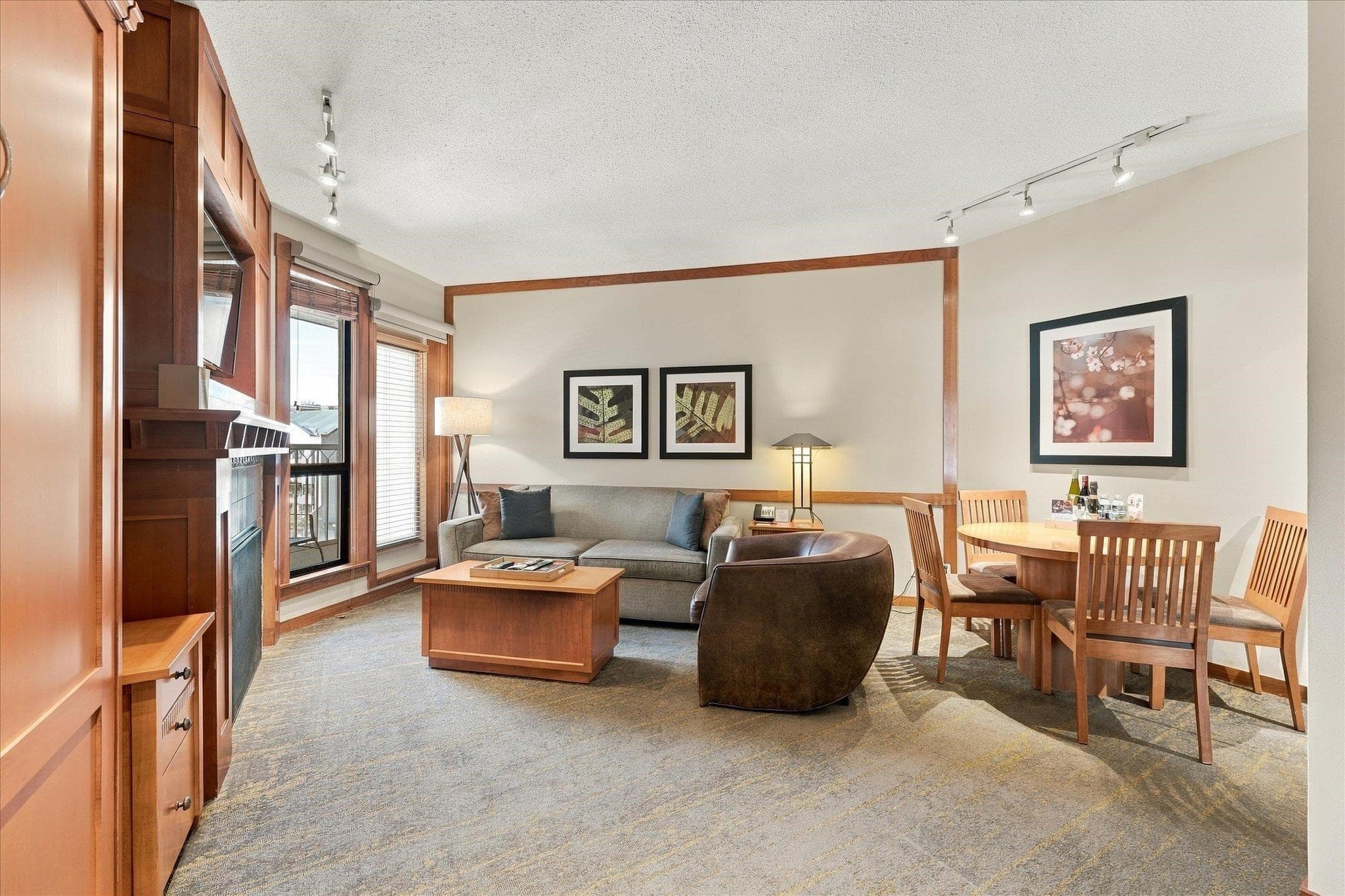 520 - 4320 Sundial Crescent, Whistler, V8E 1G6 — photo 3